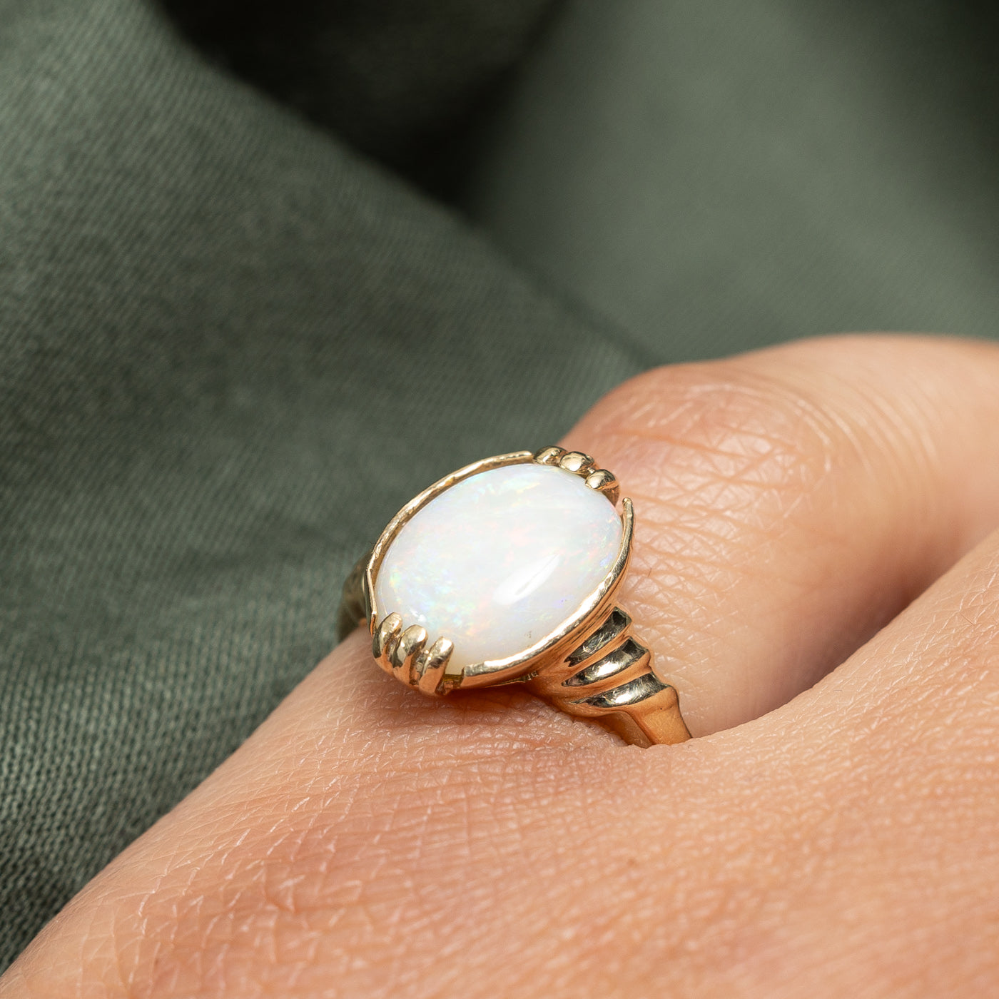 10K Oval Opal Grooved Ring for Women | 2.60ct Natural Opal Gemstone | Size 5.5 | Dainty Stackable Band | Perfect for Engagement, Anniversary & Everyday Wear