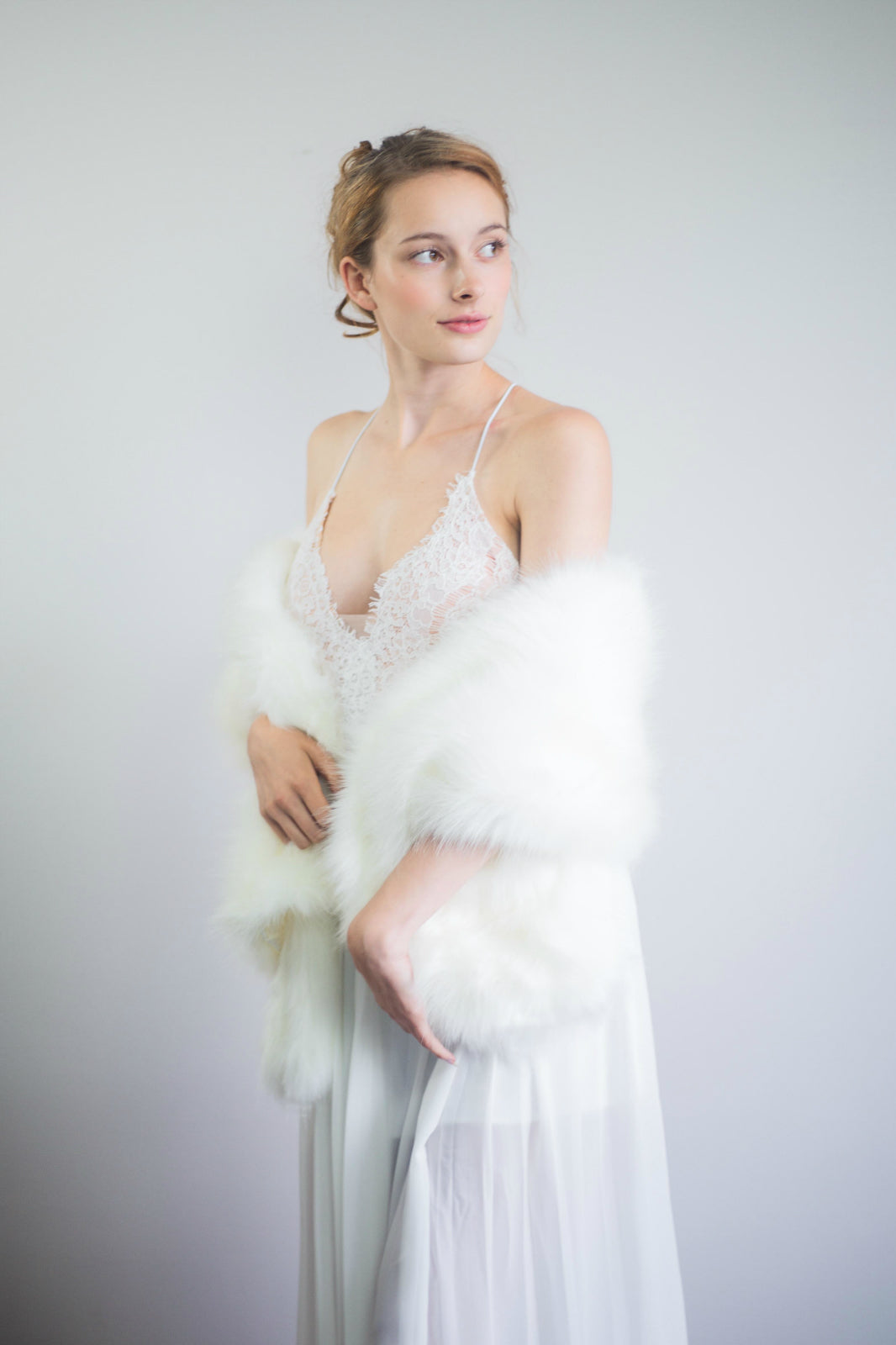 Plus Size Ivory White Fur Wedding Shawl - Lilian Ivy03 Bridal Wrap for Winter Weddings & Formal Events