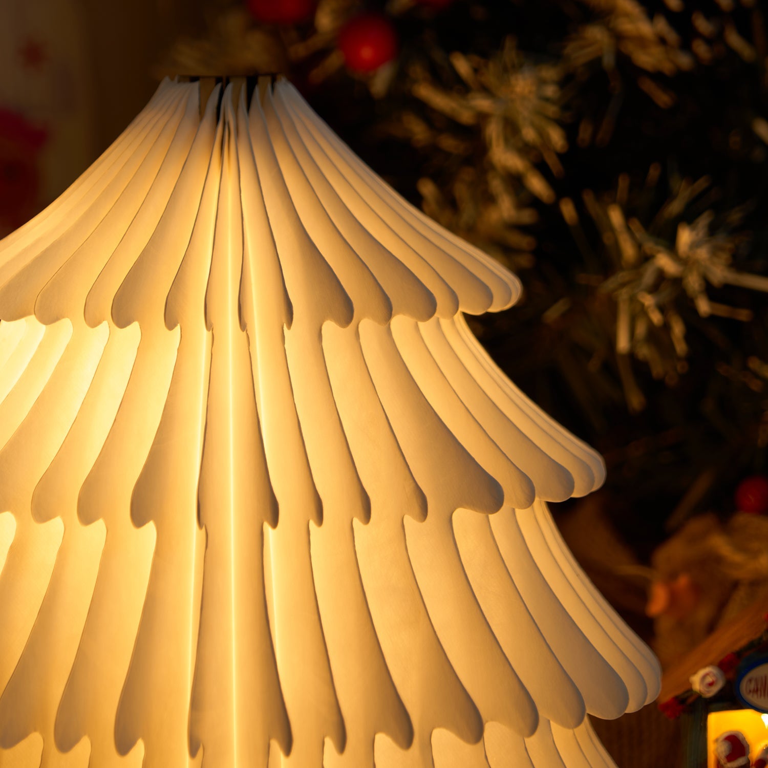 Foldable Christmas Tree Table Lamp - Portable Holiday Decor for Home, Office & Party | Perfect for Festive Lighting & Seasonal Ambiance