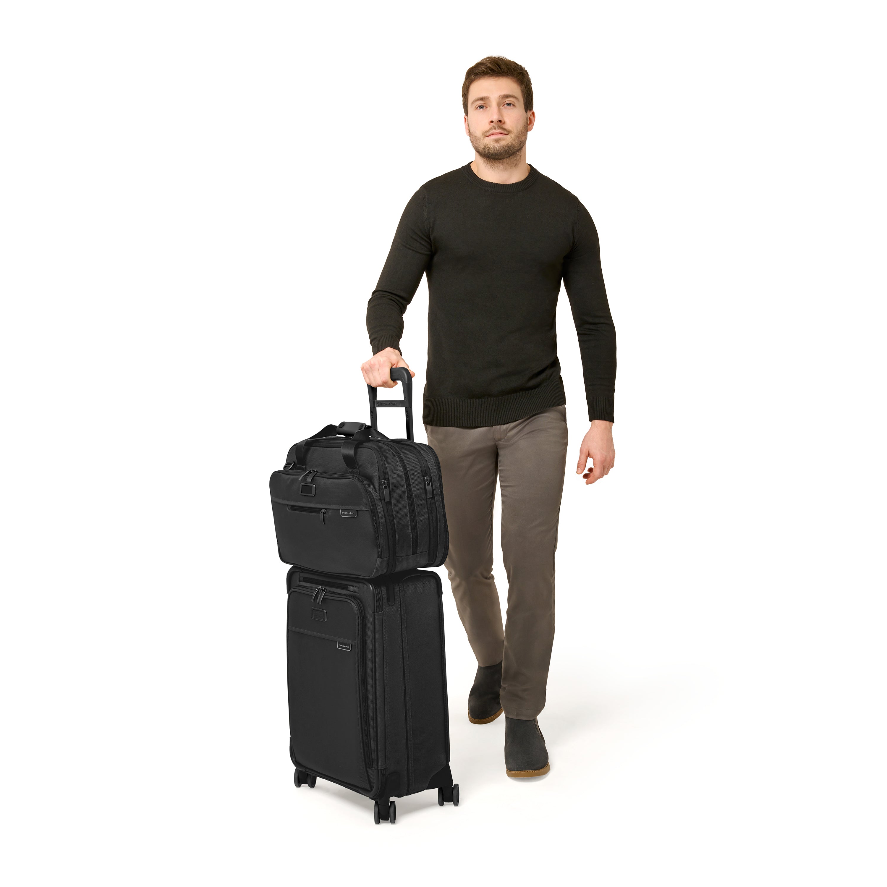 Briggs & Riley Baseline Essential Carry On Spinner Luggage - Lightweight Expandable Suitcase for Business Travel & Weekend Getaways | TSA Lock & Durable Polycarbonate Shell