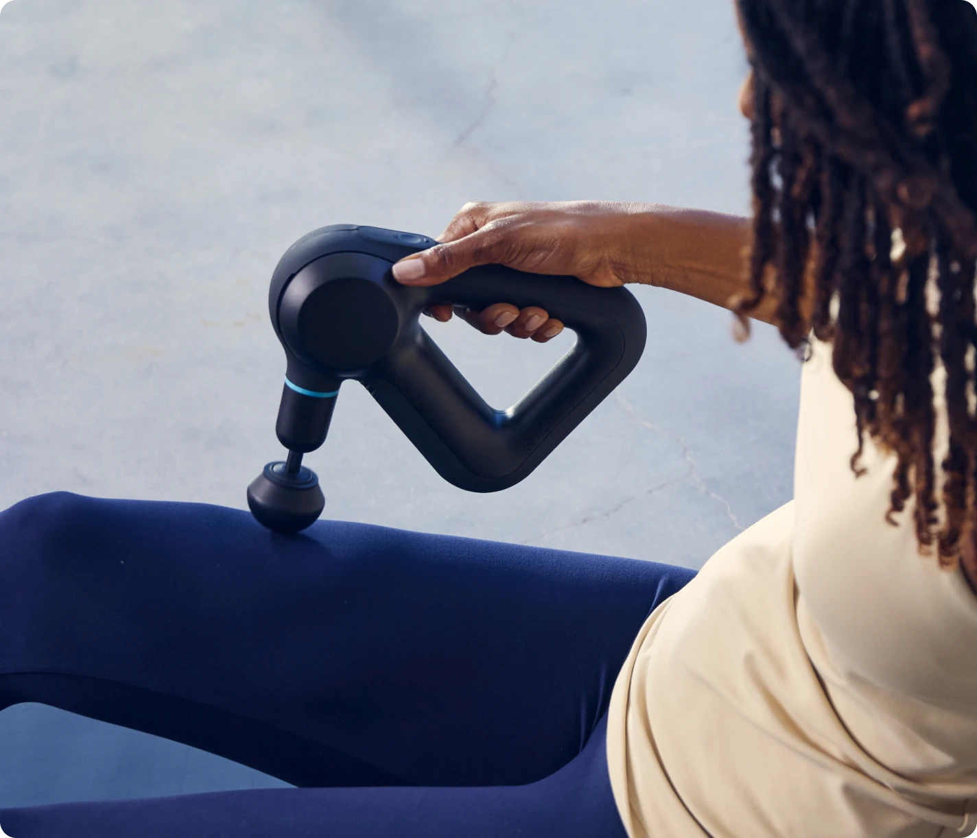 Theragun Prime Percussion Massage Gun - Certified Refurbished for Muscle Recovery & Pain Relief - Perfect for Athletes, Fitness Enthusiasts & Home Use