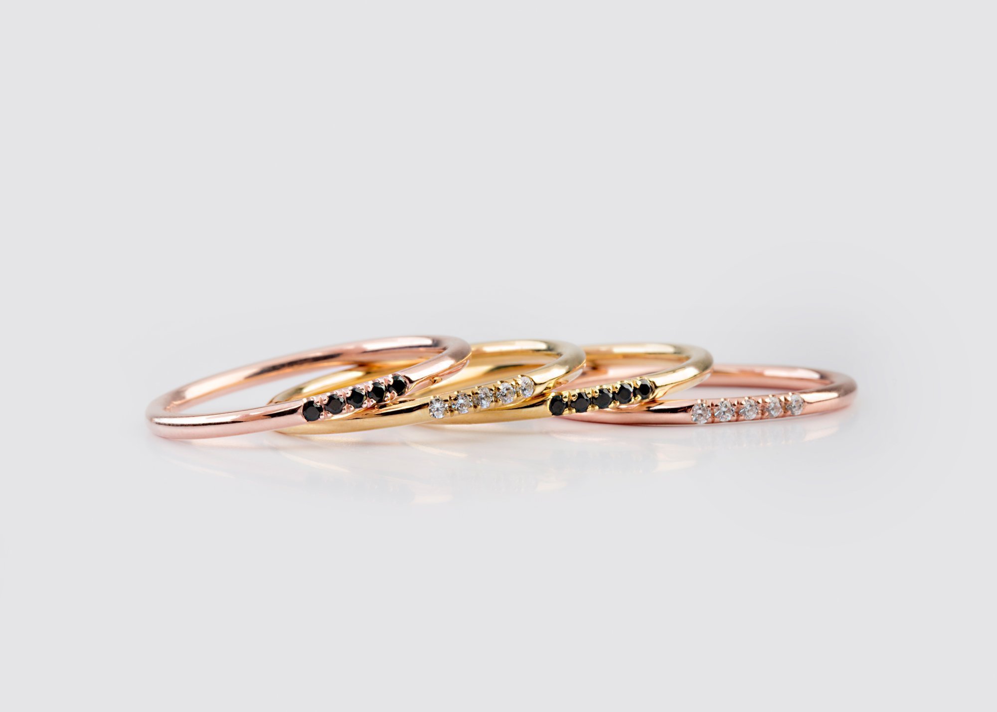 Elegant 14K Solid Gold 5 Diamond Skinny Ring - Thin Diamond Band, Midi Ring, Knuckle Ring for Women - Perfect for Everyday Wear, Gift Giving & Special Occasions