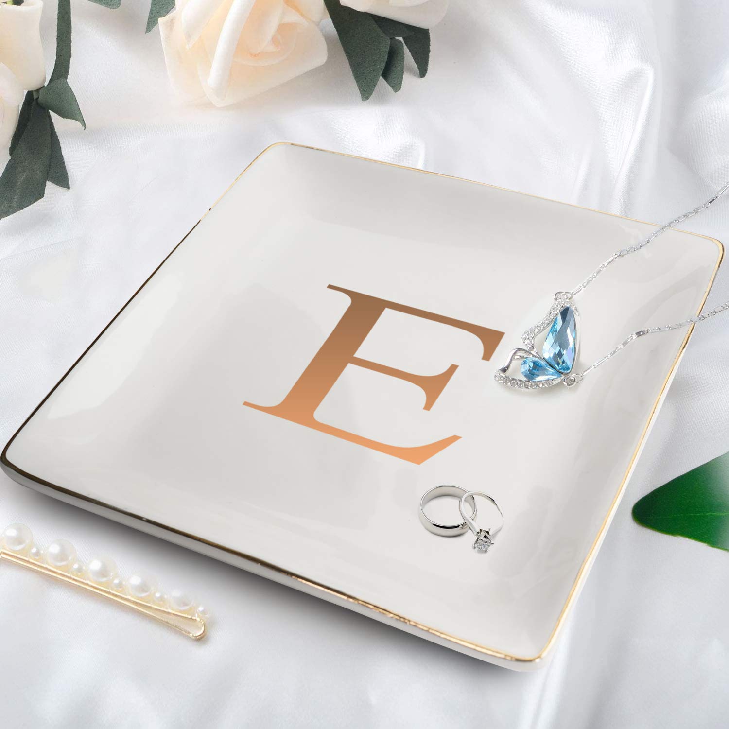Personalized Ceramic Jewelry Tray with Gold Initials - Engraved Ring Dish, Trinket Bowl & Key Holder - Unique Wedding, Engagement Gift for Bridesmaids - Perfect for Dresser Organizer, Gift Giving & Home Decor
