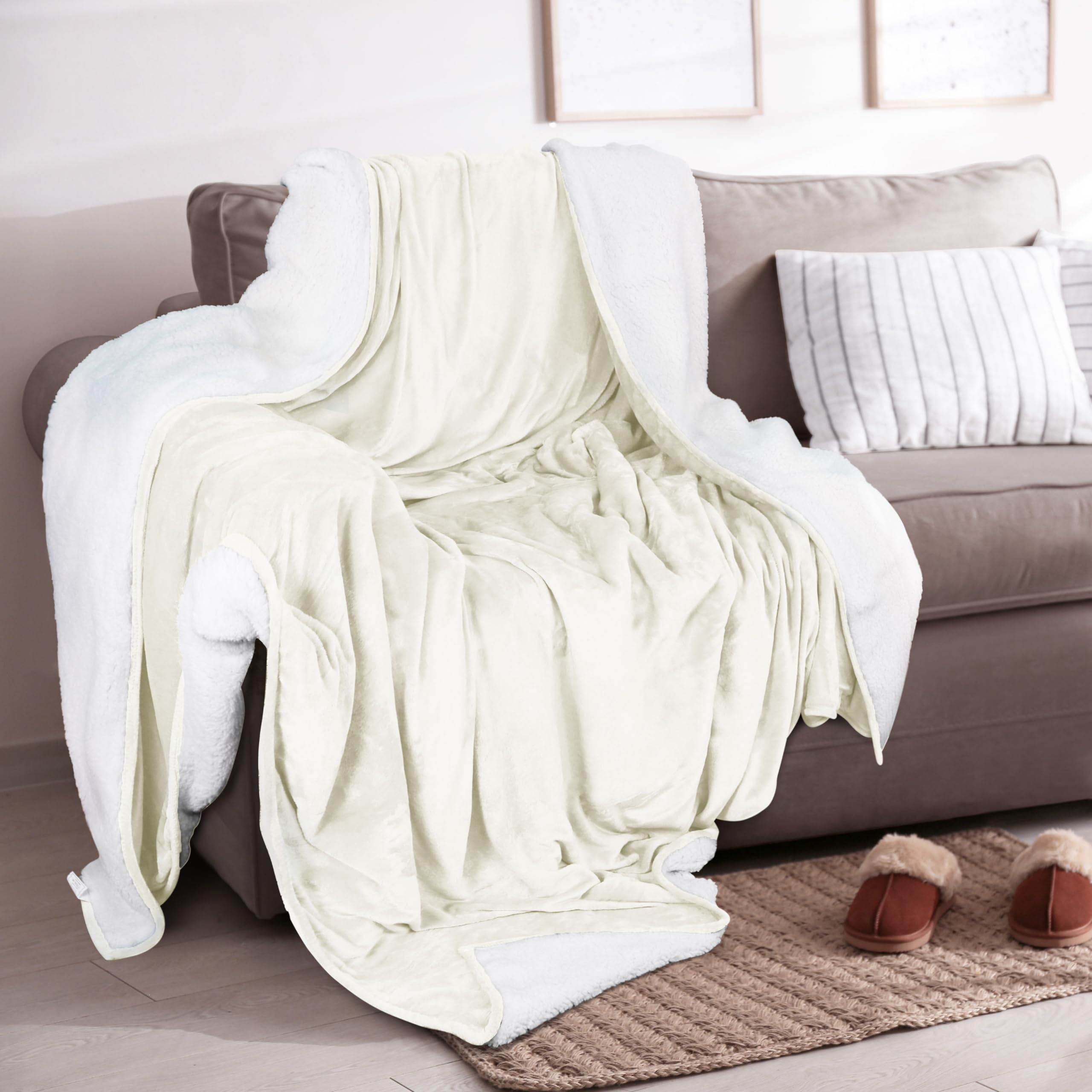 Utopia Bedding Sherpa Blanket Full Size (Ivory, 90x84 Inches) - Ultra Soft Lightweight Reversible Fleece Throw Blanket for Bed, Sofa, Camping & Travel - Cozy Warm Plush Blanket for Winter Nights, Movie Time & Home Decor