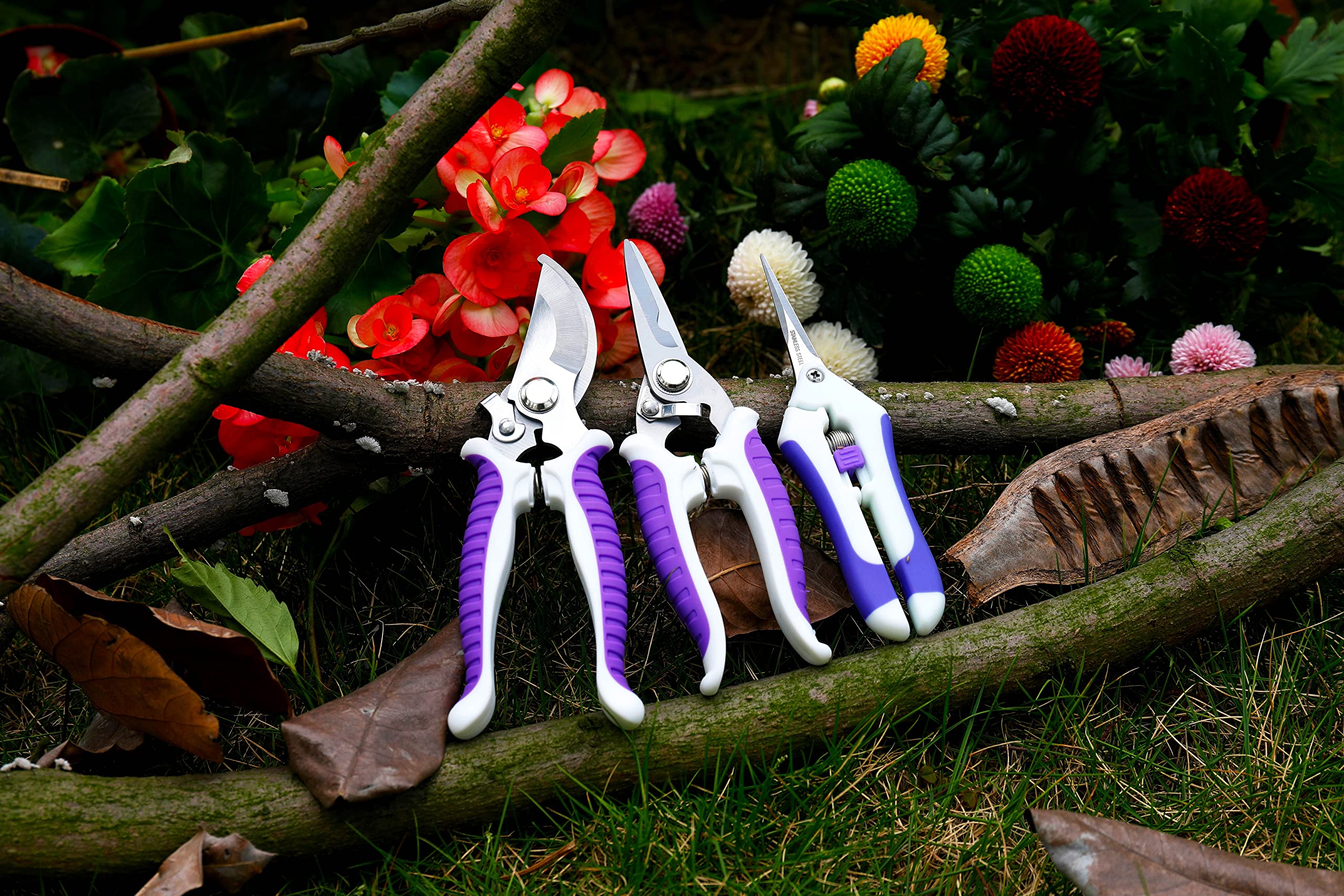 YANZI 3-Piece Garden Pruning Shears Set - Stainless Steel Bypass Hand Pruners, Tree Trimmers & Gardening Scissors for Plants, Flowers, Shrubs - Purple Gardening Tools Kit for Home Gardeners & Landscaping Professionals