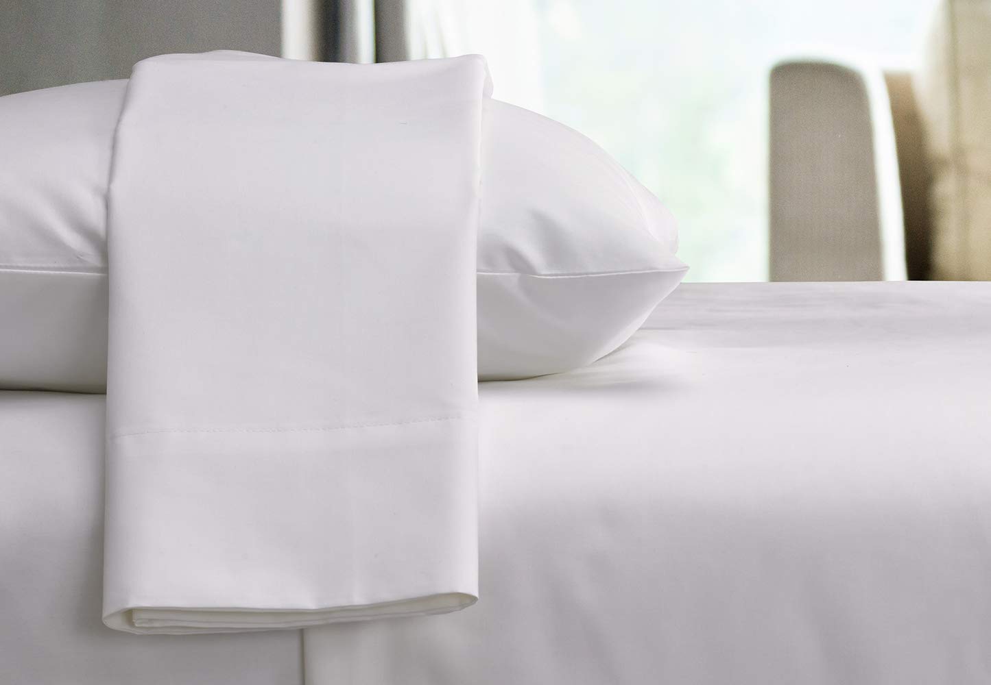 Courtyard by Marriott Hotel Signature Pillowcases - Premium Soft & Breathable Cotton Blend King Size Pillowcase Set (2-Pack, White) for Luxury Hotel-Style Comfort at Home | Perfect for Guest Rooms, Master Bedrooms & Travel