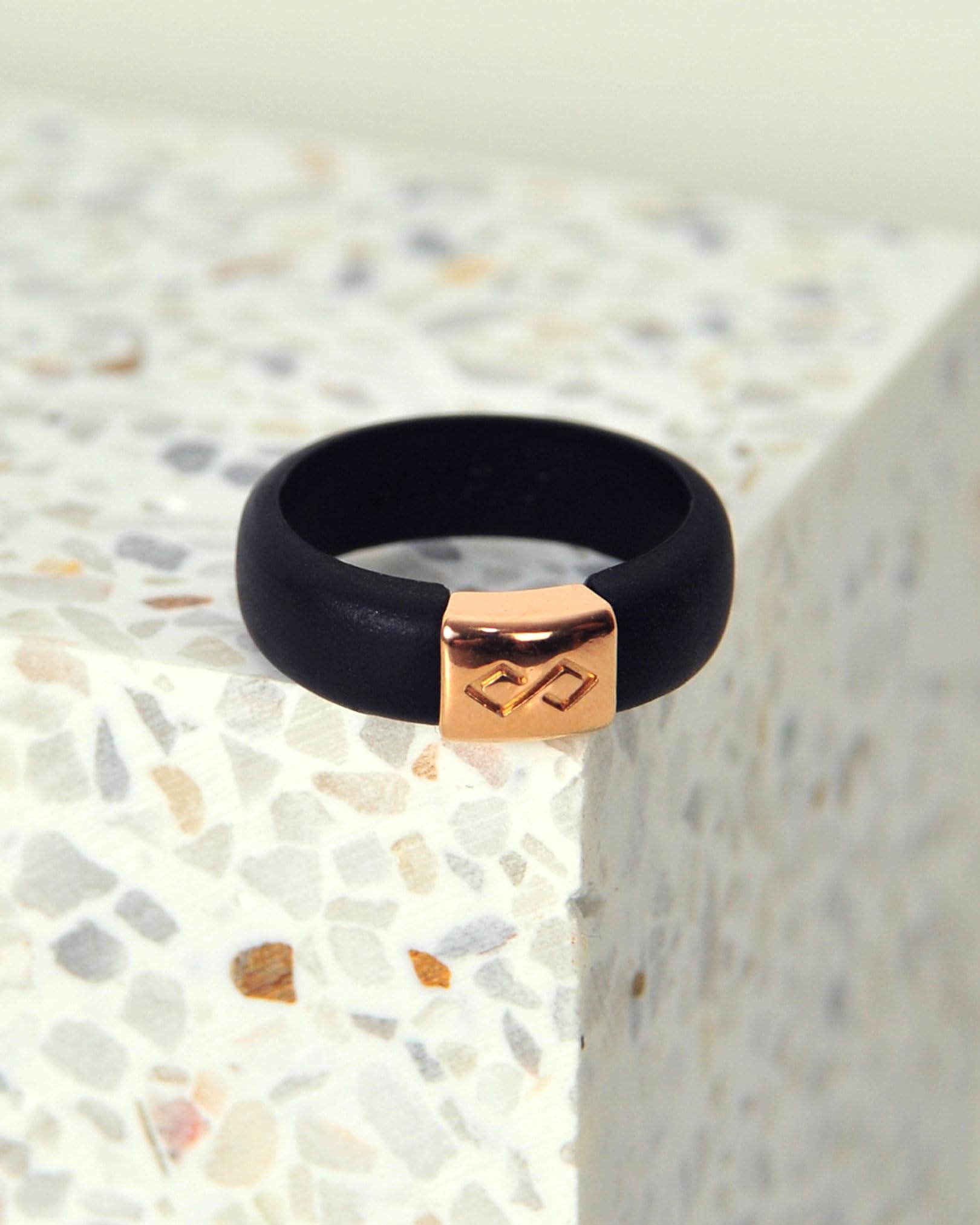 Rinfit Couples Silicone Wedding Rings - Infinity Design for Active Lifestyles