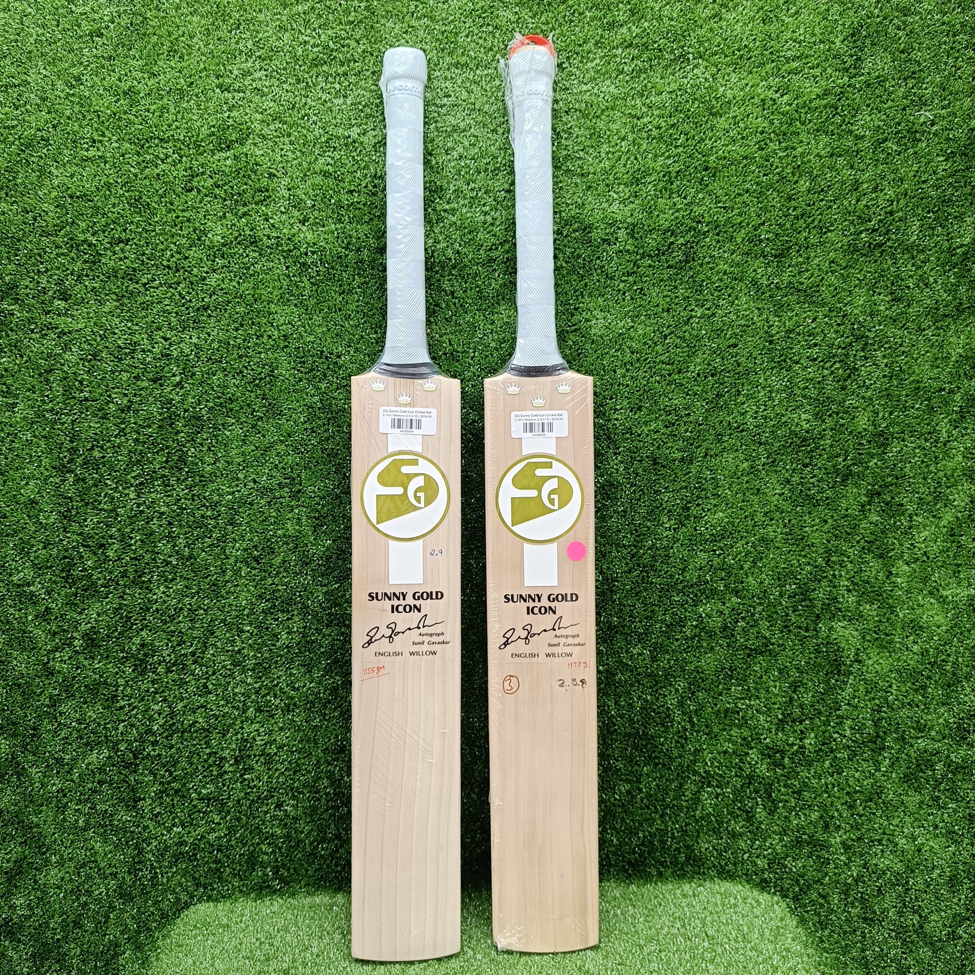 SG Sunny Gold Icon English Willow Cricket Bat - Premium Grade for Professional Players - Perfect for Matches, Training & Practice Sessions
