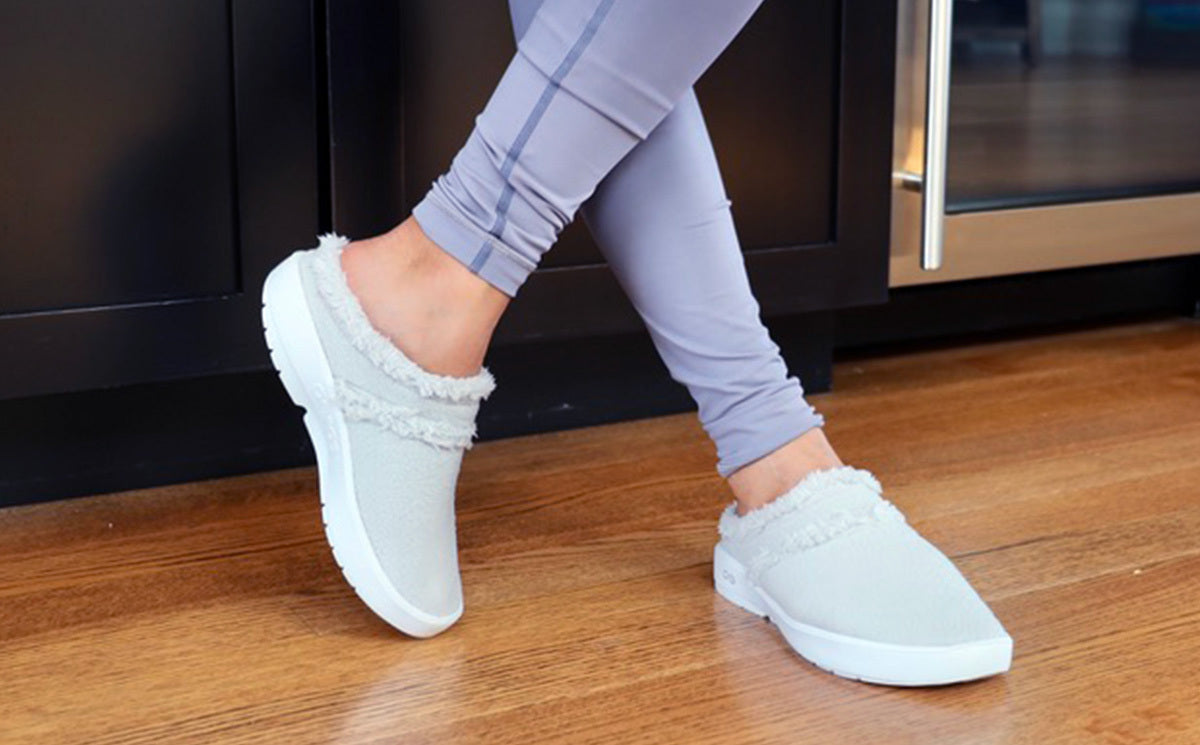 Women's Light Gray OOcoozie Mule Shoes - Comfortable Slip-On House Slippers for Indoor/Outdoor Wear, Perfect for Home, Office & Relaxation