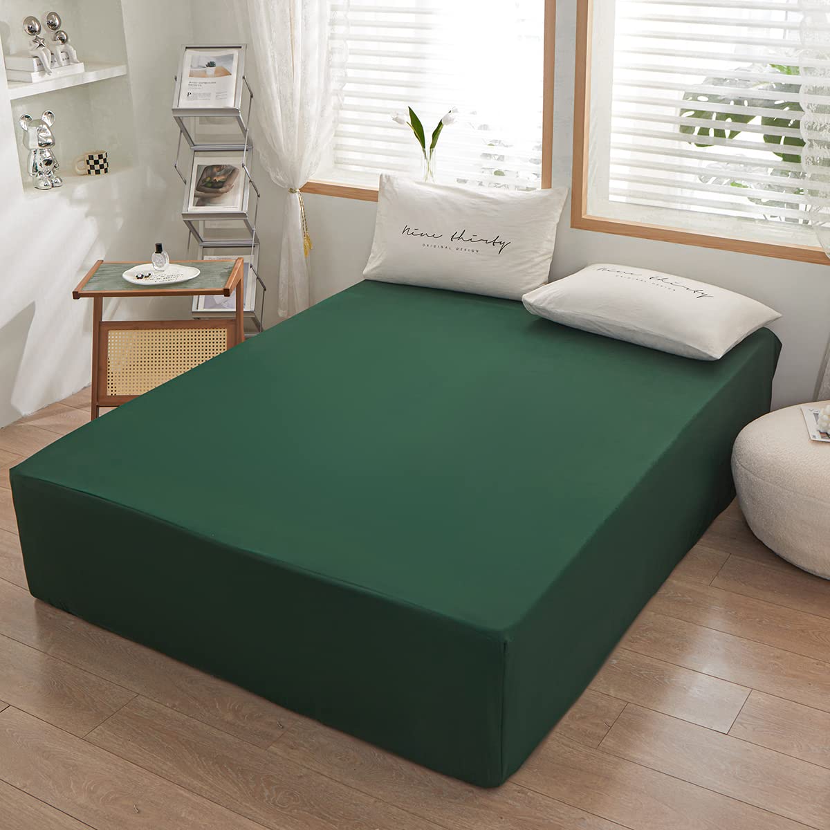 Queen Size Deep Pocket Fitted Sheet - Soft Microfiber Bedding for 15