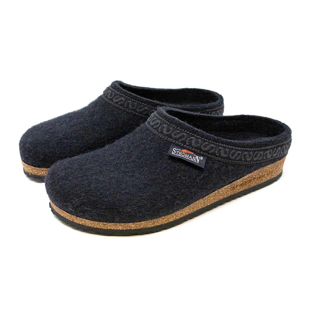 Original Women's 108 Wool Clog - Wide Width Comfortable House Slippers for Indoor, Outdoor & Spa Use - Cozy Winter Footwear for Home, Office & Relaxation