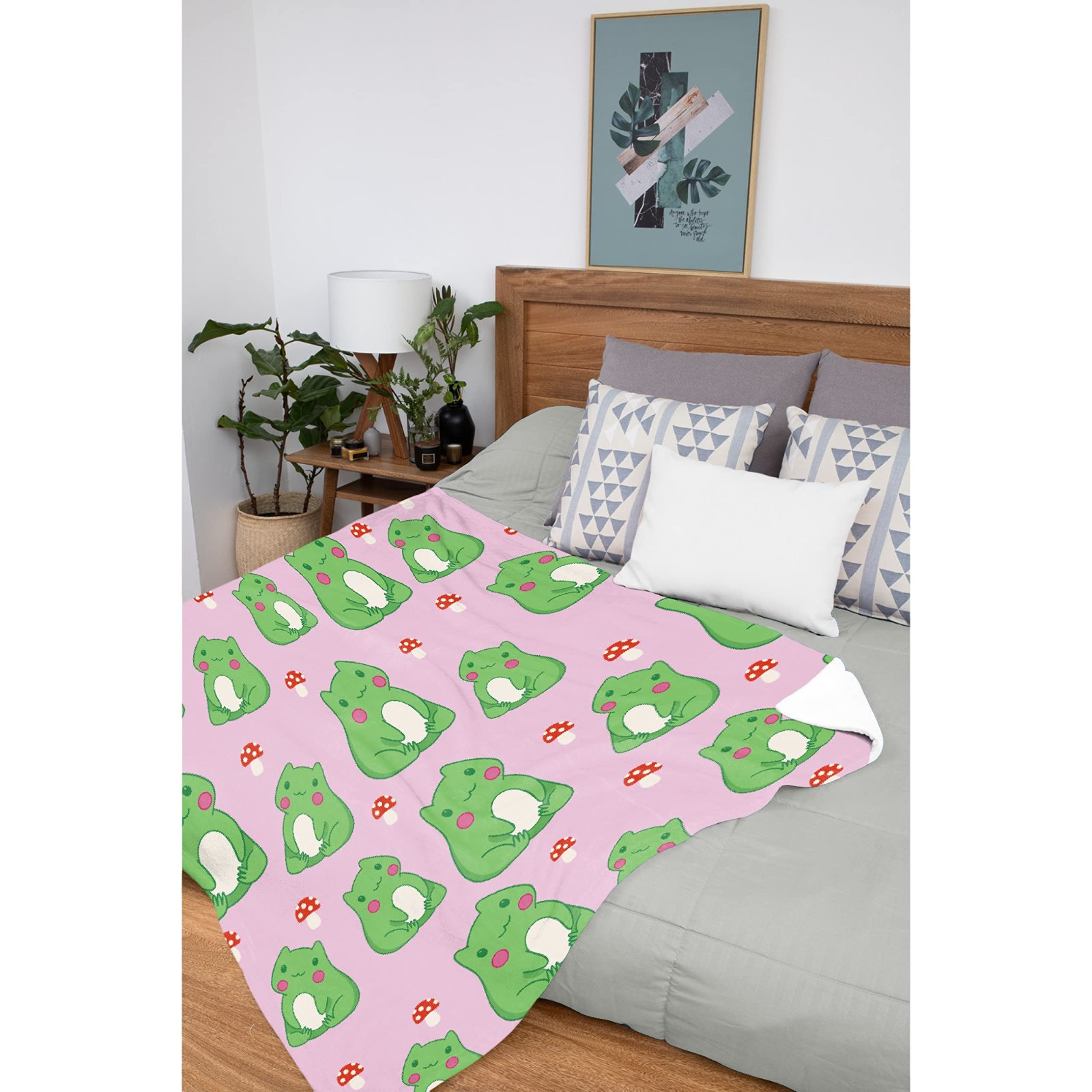 Frog and Mushroom Flannel Fleece Throw Blanket - Ultra Soft Lightweight Cozy Blanket for Couch, Sofa & Bed | XL 120x90 Inches All-Season Warm Plush Blanket for Family Gifts | Perfect for Camping, Movie Nights & Home Decor