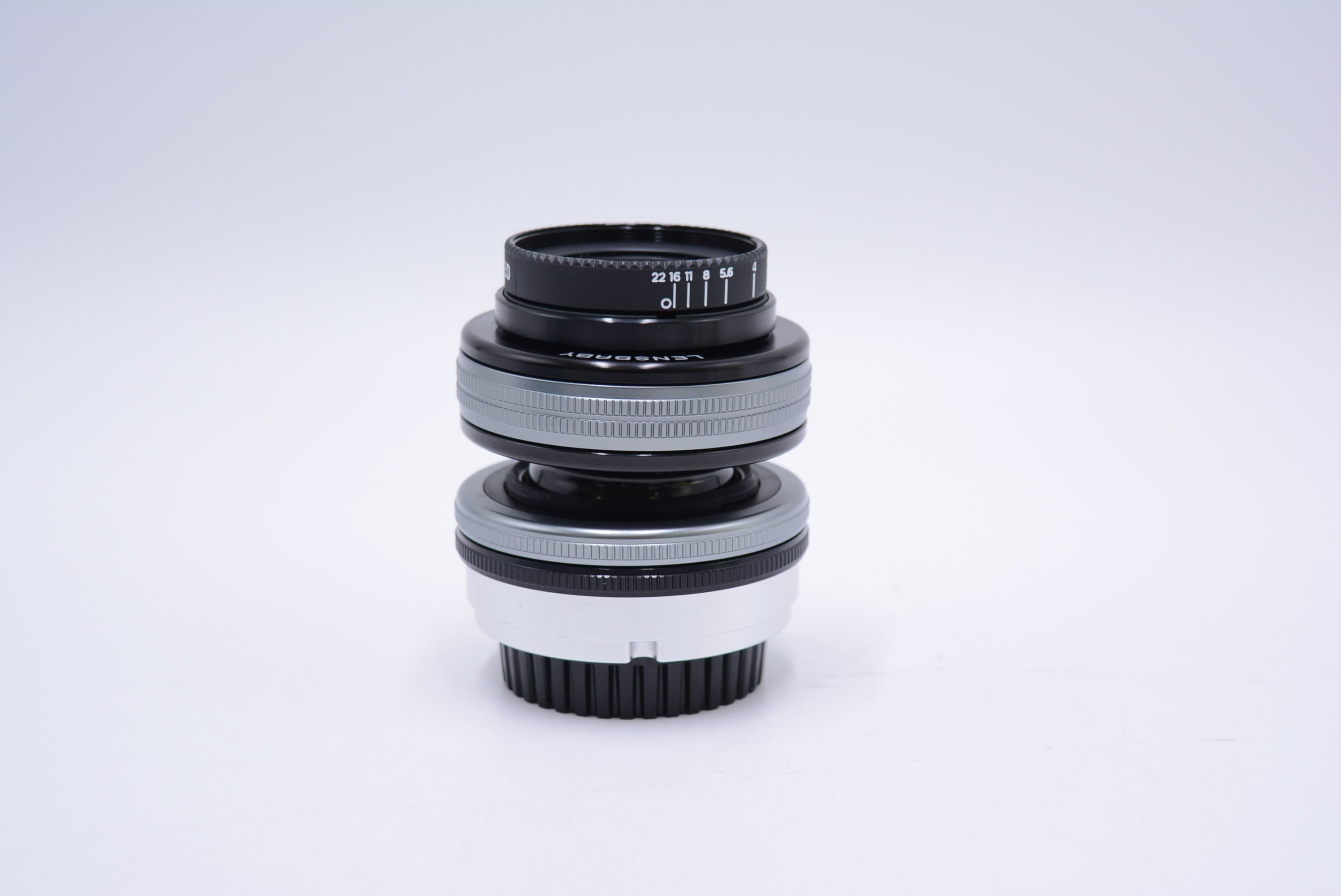 Lensbaby Composer Pro II Sweet 50mm f/2.5 Lens for Sony E Mount - Tilt Shift Creative Photography Lens - Perfect for Portraits, Product Shots & Artistic Effects