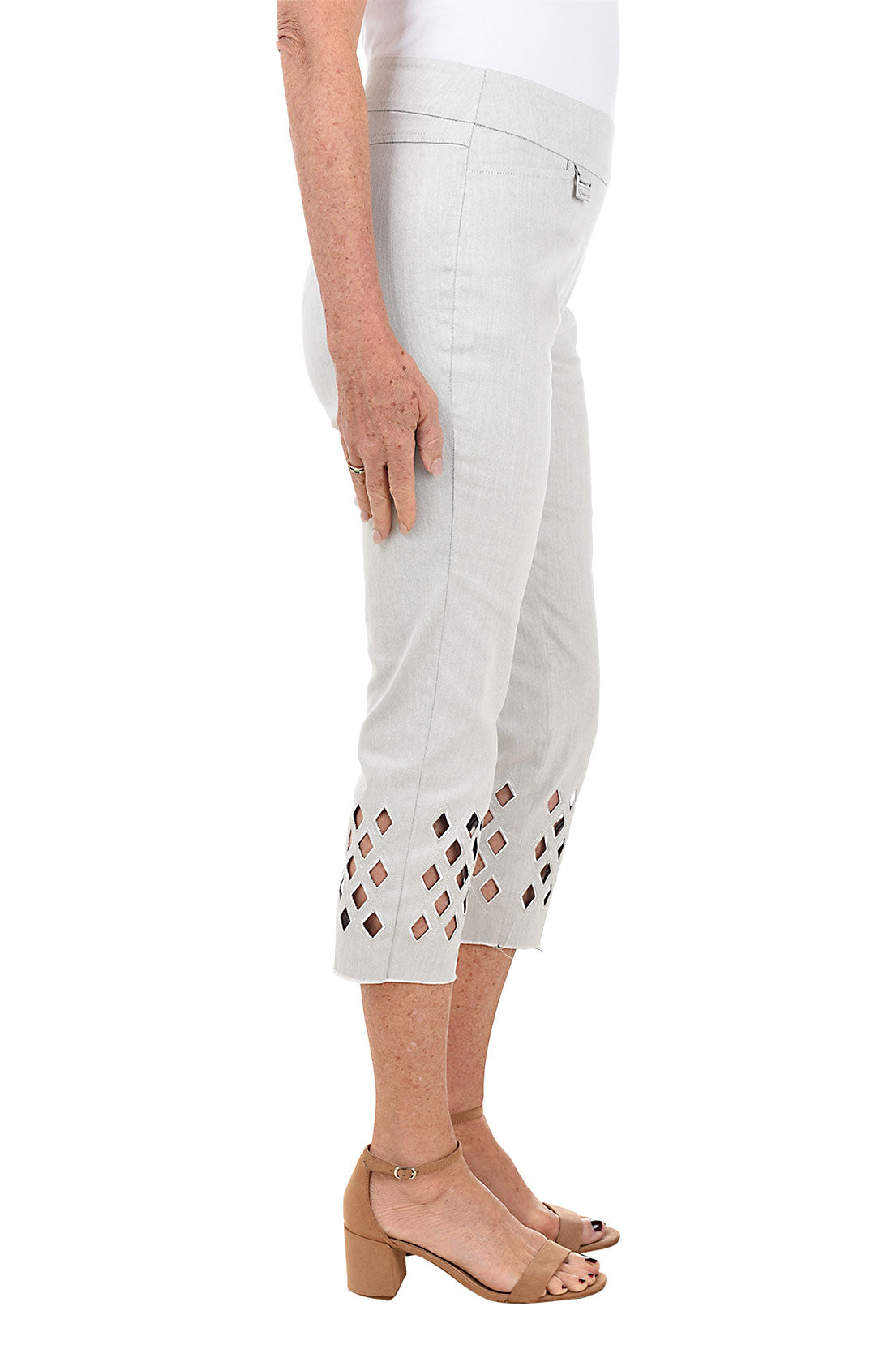 Women's Diamond Lattice Hem Denim Capri Pants - Trendy Stretch Jeans for Summer, Casual Wear & Boho Style Outfits