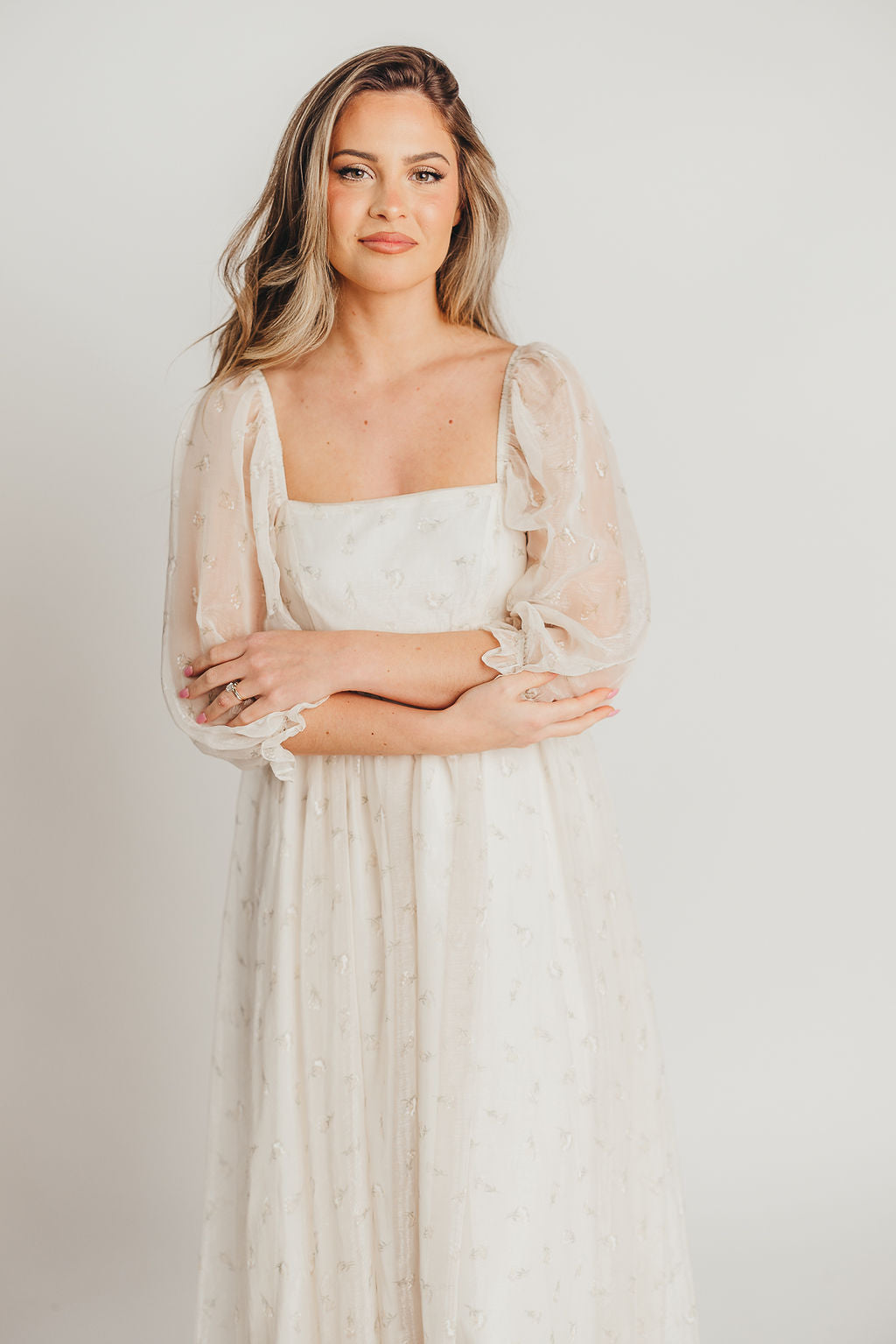 Butter Floral Smocked Maternity Maxi Dress - Bump Friendly, Inclusive Sizing S-3XL for Pregnancy, Baby Showers & Summer Vacations