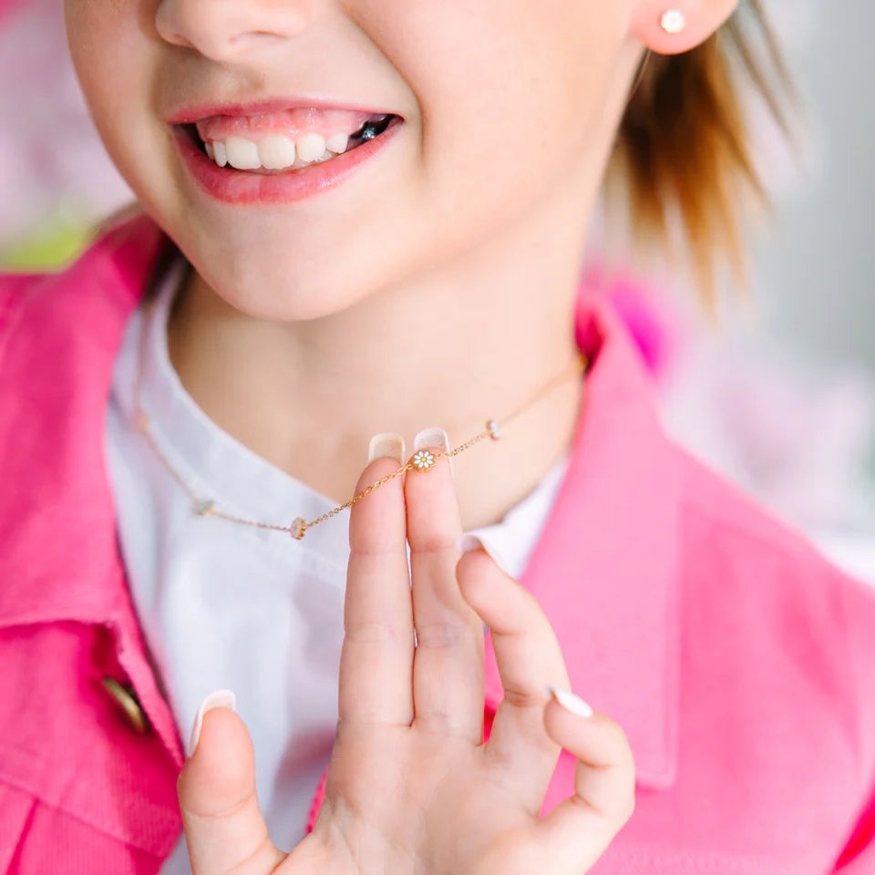 Dainty Daisy Necklace for Women - Delicate Floral Pierced Jewelry - Perfect for Everyday Wear, Gifts & Special Occasions
