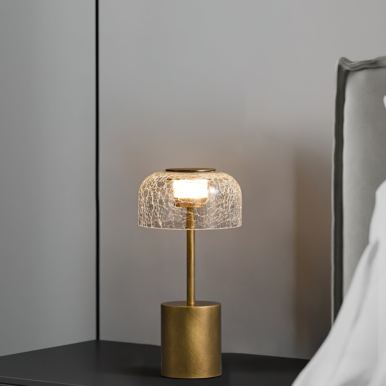 Rechargeable Crackle Glass Table Lamp with Built-in Battery - Perfect for Bedroom Nightstand, Living Room, and Office Desk Lighting