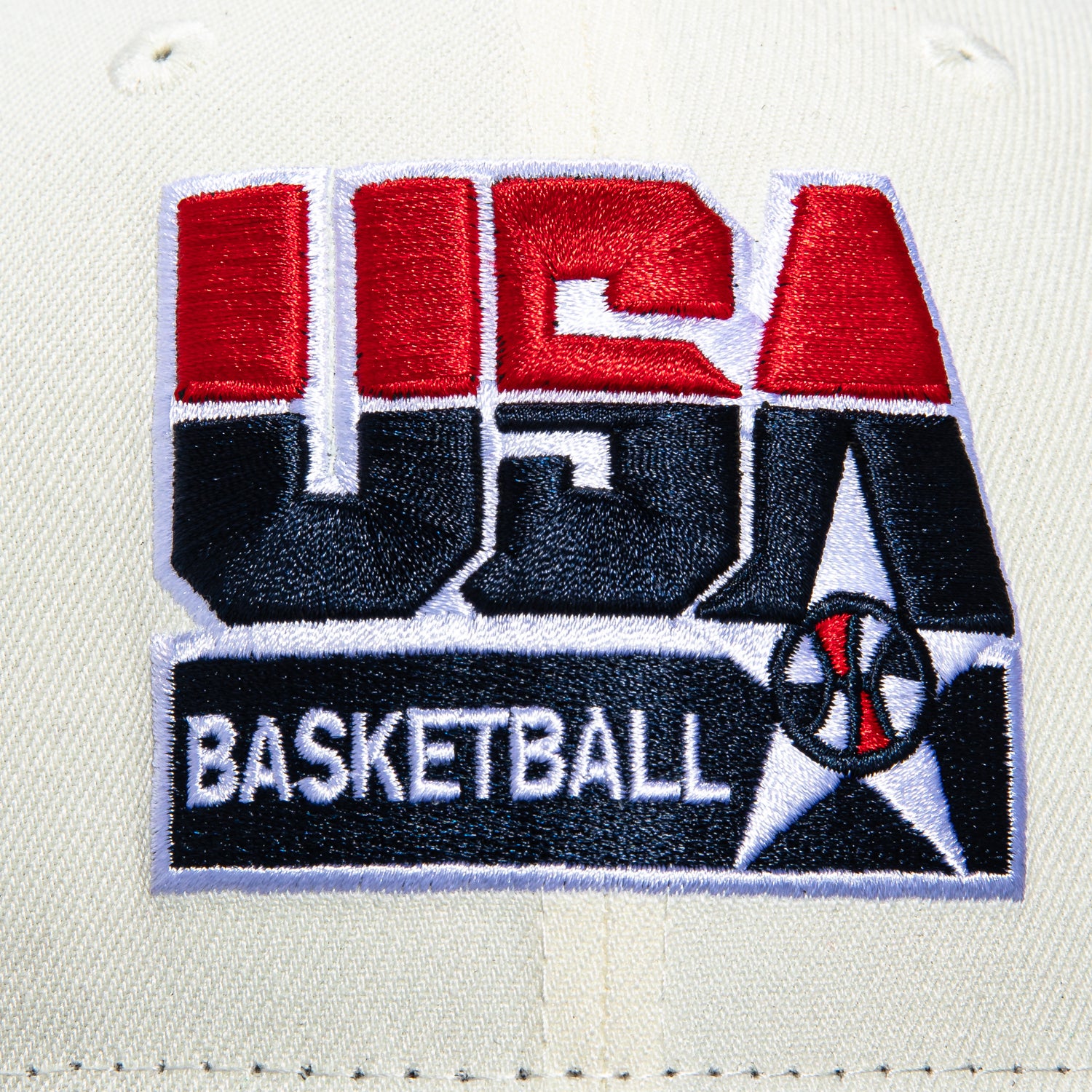 New Era 59Fifty USA Basketball Dream Team Patch Snapback Hat - White & Navy Blue Adjustable Cap for Men & Women - Perfect for Sports Fans, Streetwear Fashion & Casual Outfits