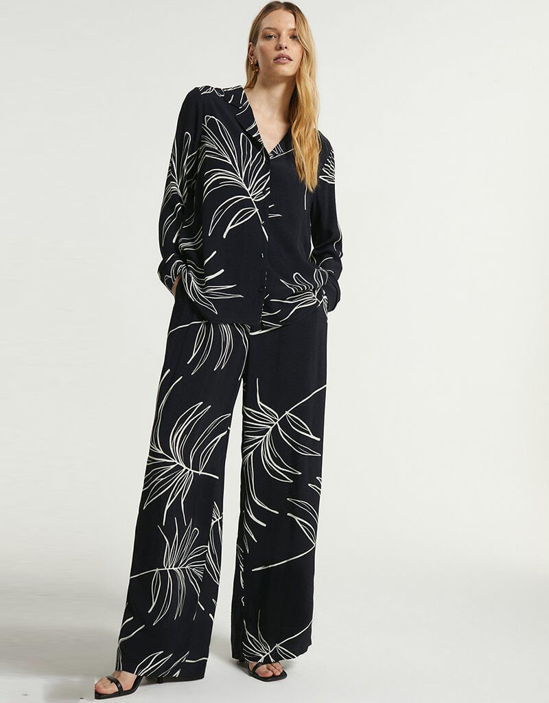 Latest Black Printed Oversized Shirt & Pants Set - Trendy Loose Fit Outfit for Women, Casual Streetwear, Plus Size Fashion - Perfect for Daily Wear, Travel, and Relaxation