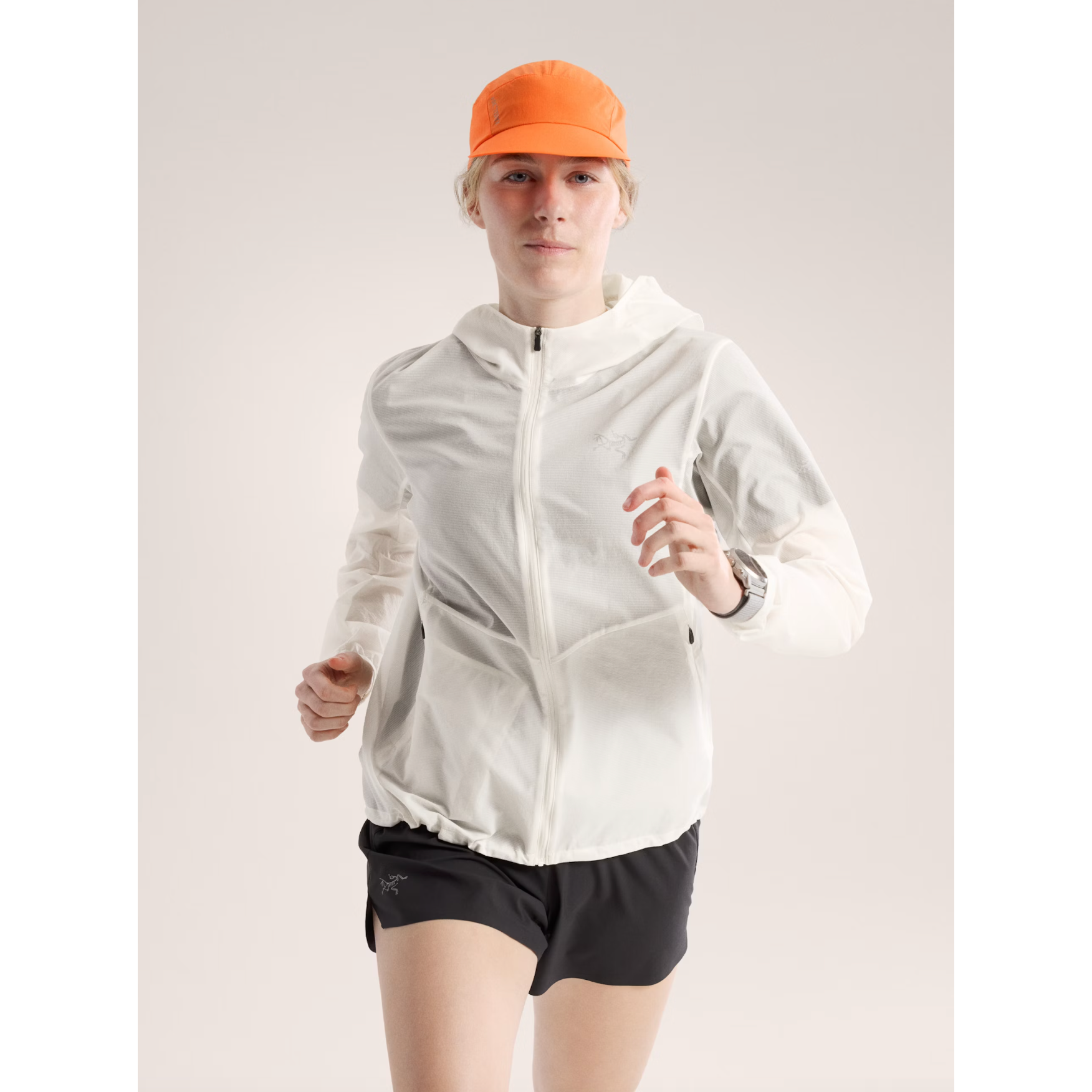 Arc'teryx Women's Incendo Airshell Hoody - Lightweight Running Jacket with Breathable Wind Protection - Perfect for Trail Running & Outdoor Activities