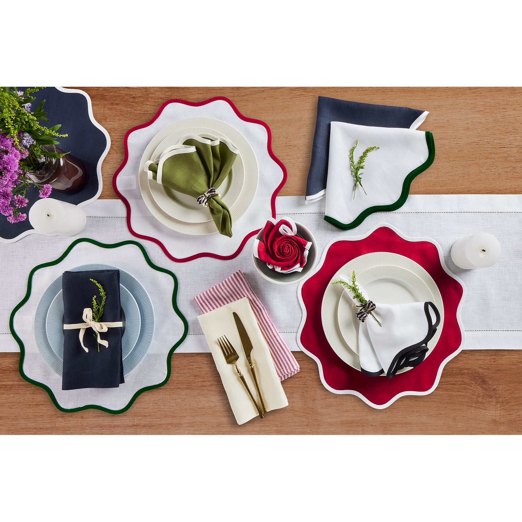 Giselle Scallop Edge Napkins - Set of 4 Premium Linen Dinner Napkins for Wedding, Party & Holiday Table Decor