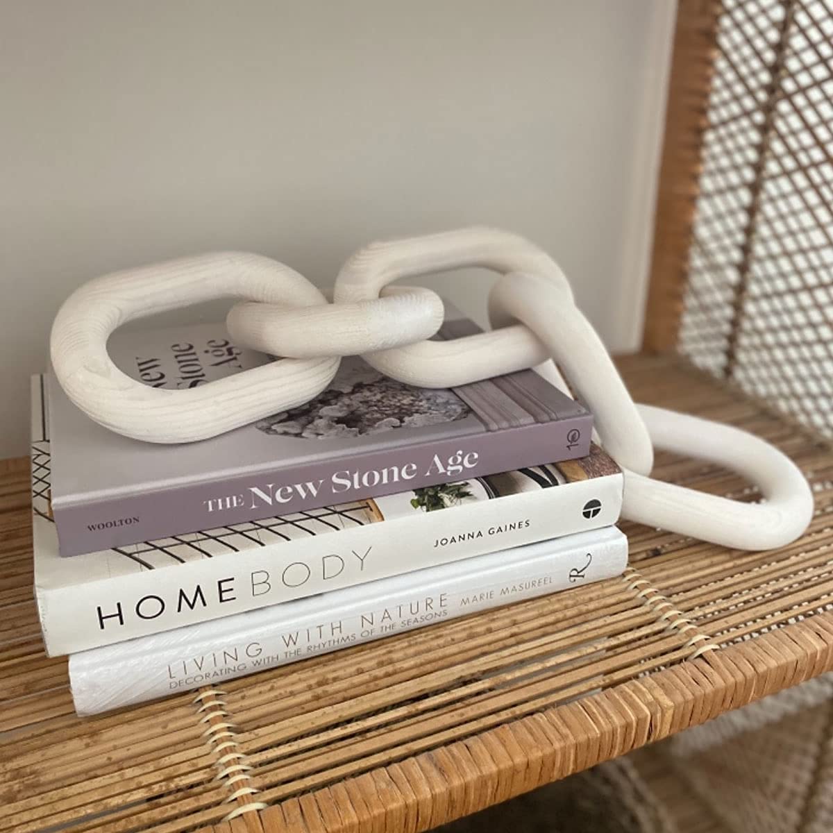 Hand Carved Boho Wood Chain Link Decor - Sustainable Pine Farmhouse Decorative Chain for Coffee Table, Shelf, Wall | Home & Living Room Decor (White) - Perfect for Boho, Rustic & Modern Interior Design Styles