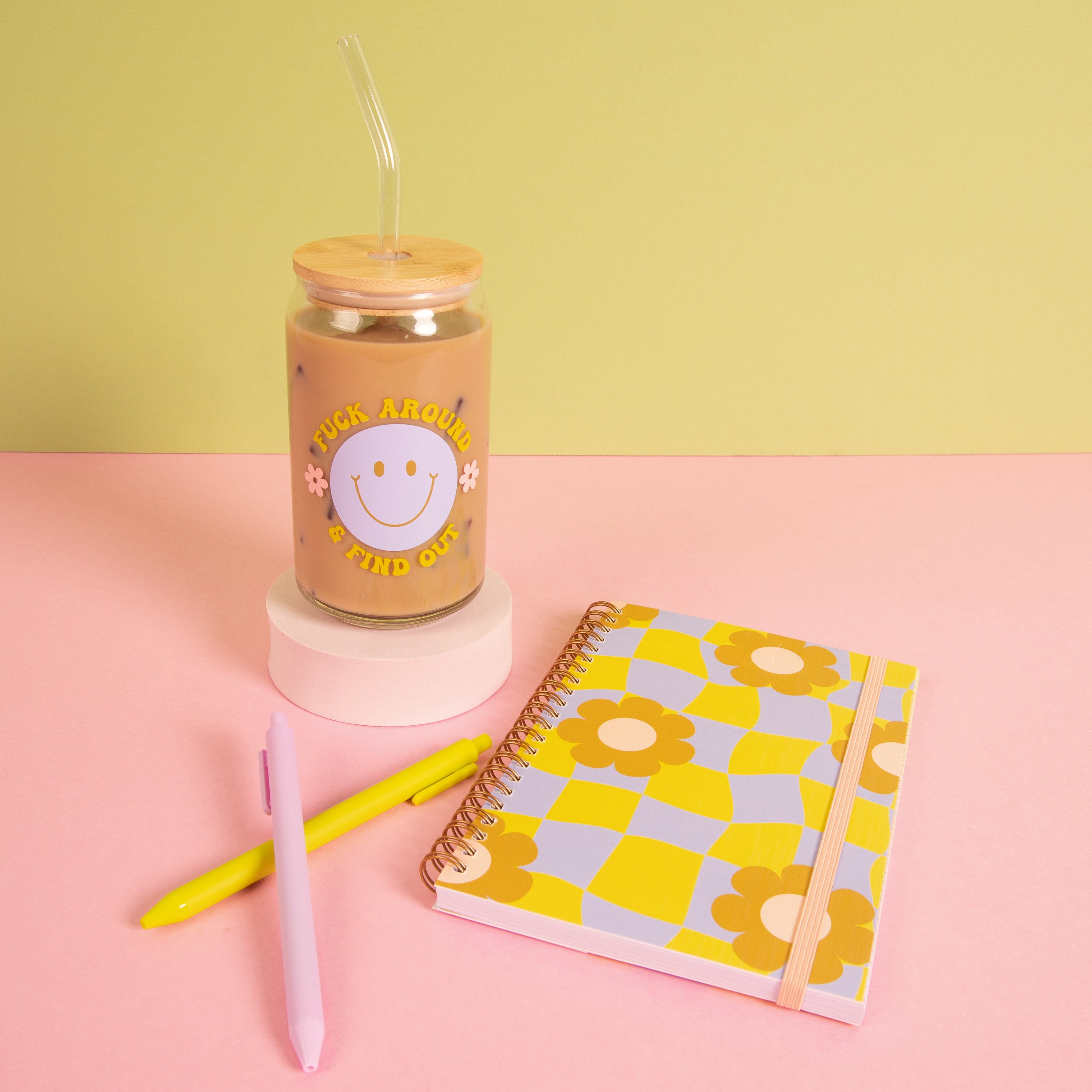 Funky Daisy Notebook - Aesthetic Floral Journal for Women & Girls, Perfect for School, Office, Note Taking & Gift Giving