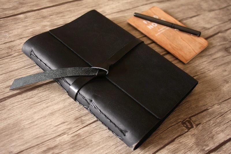 Premium Custom Leather Photo Album - Personalized Handmade Scrapbook for Wedding, Travel & Family Memories - Perfect Gift for Anniversaries & Special Occasions