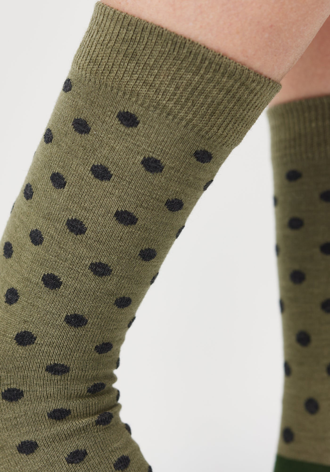 Spot Socks 6769B - Non-Slip Gripper Socks for Women & Men - Comfortable Anti-Slip Socks for Yoga, Pilates, Barre & Home Use