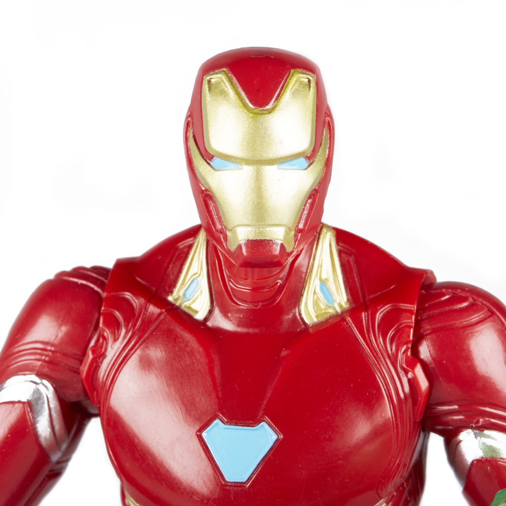 Marvel Avengers: Infinity War Iron Man Action Figure with Infinity Stone - Collectible Toy for Superhero Fans & Marvel Enthusiasts | Perfect for Display, Gifts & Role Play