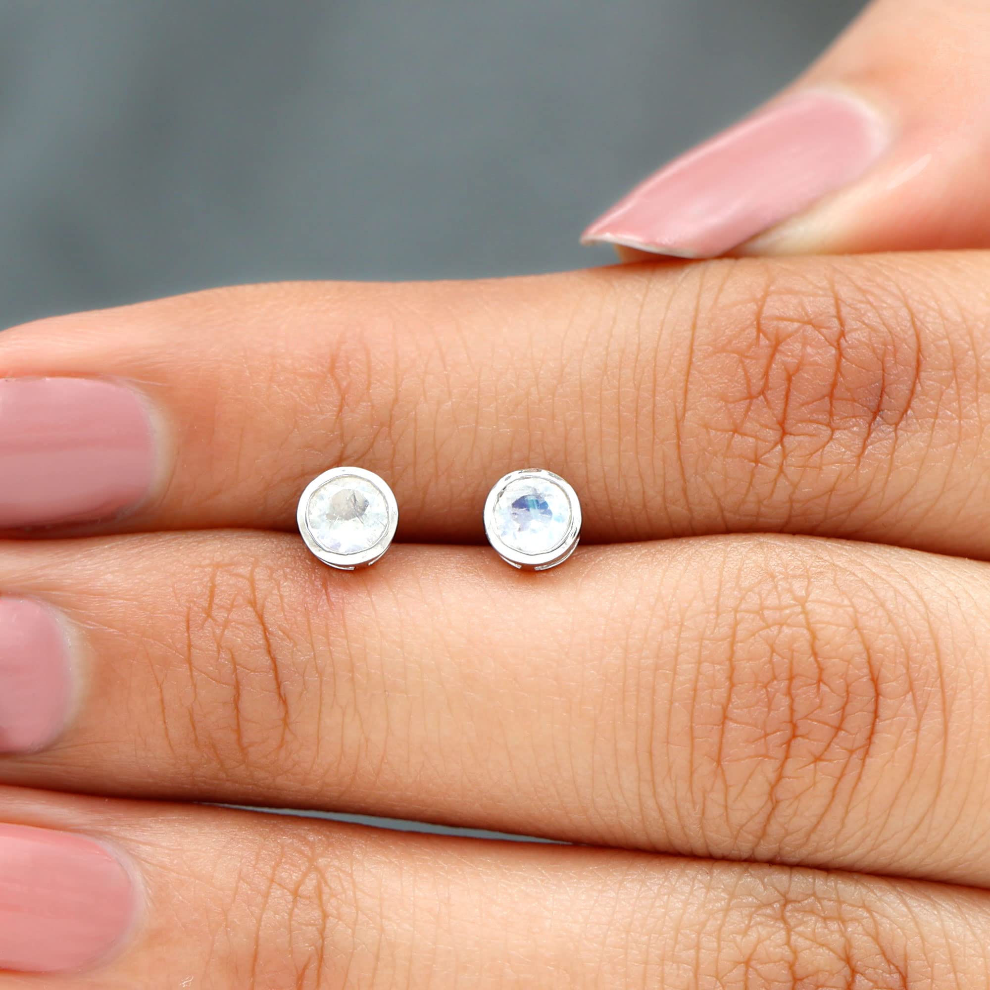 AAA Quality Certified Natural Moonstone Stud Earrings with Screw Back - June Birthstone Jewelry for Women - Perfect Gift for Birthday, Anniversary & Special Occasions