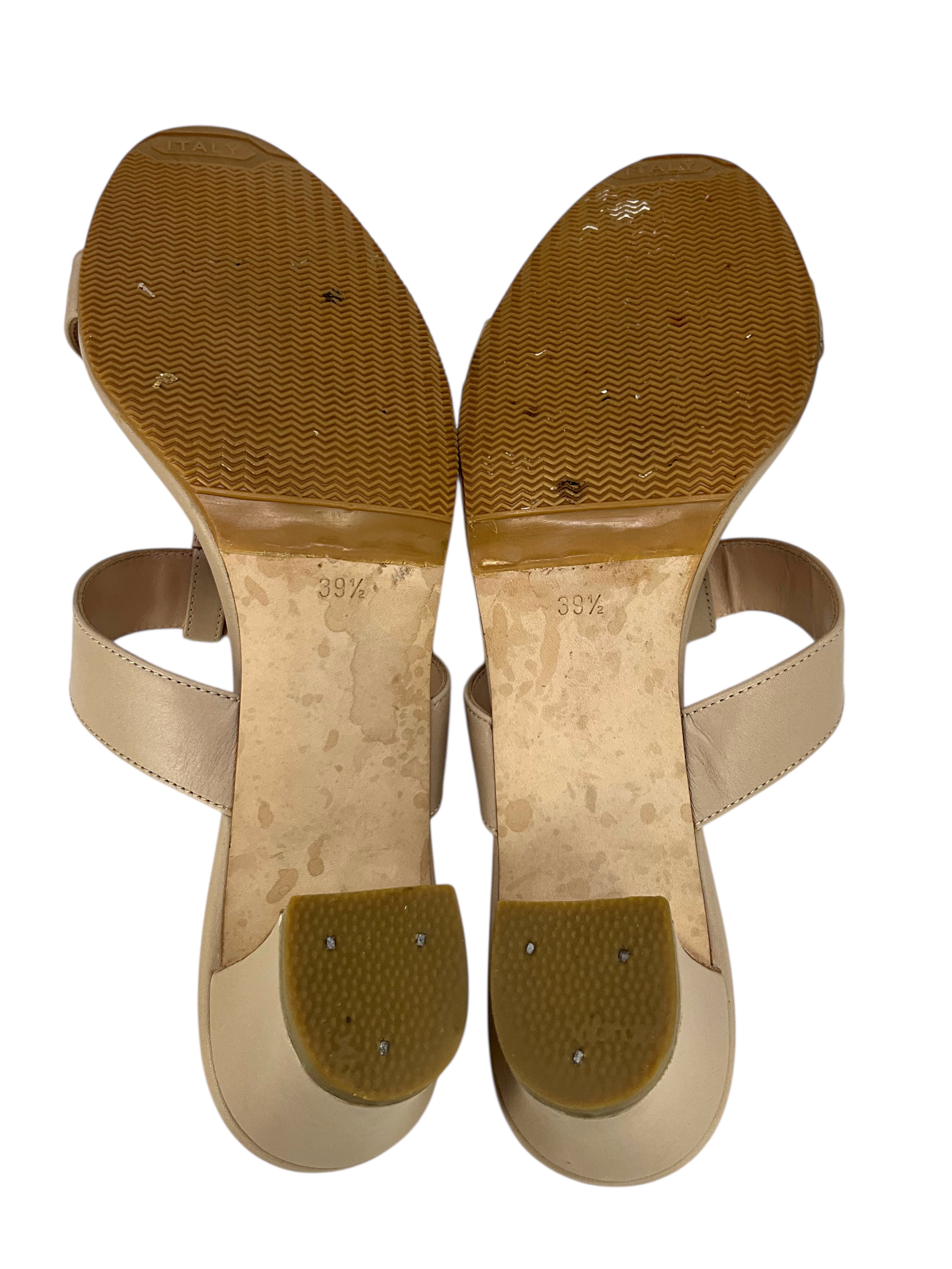 Manolo Blahnik Kesbihi Leather Slide Sandals Women's Size 9.5 - Comfortable Luxury Summer Slides for Beach, Pool & Casual Outings
