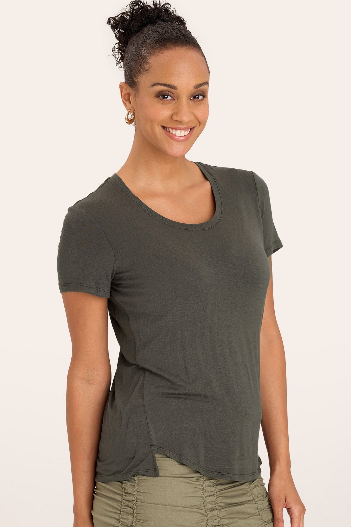 Premium Authority Tee Olive - Soft Cotton Crew Neck T-Shirt for Men & Women | Casual Wear, Gym, Travel & Everyday Comfort