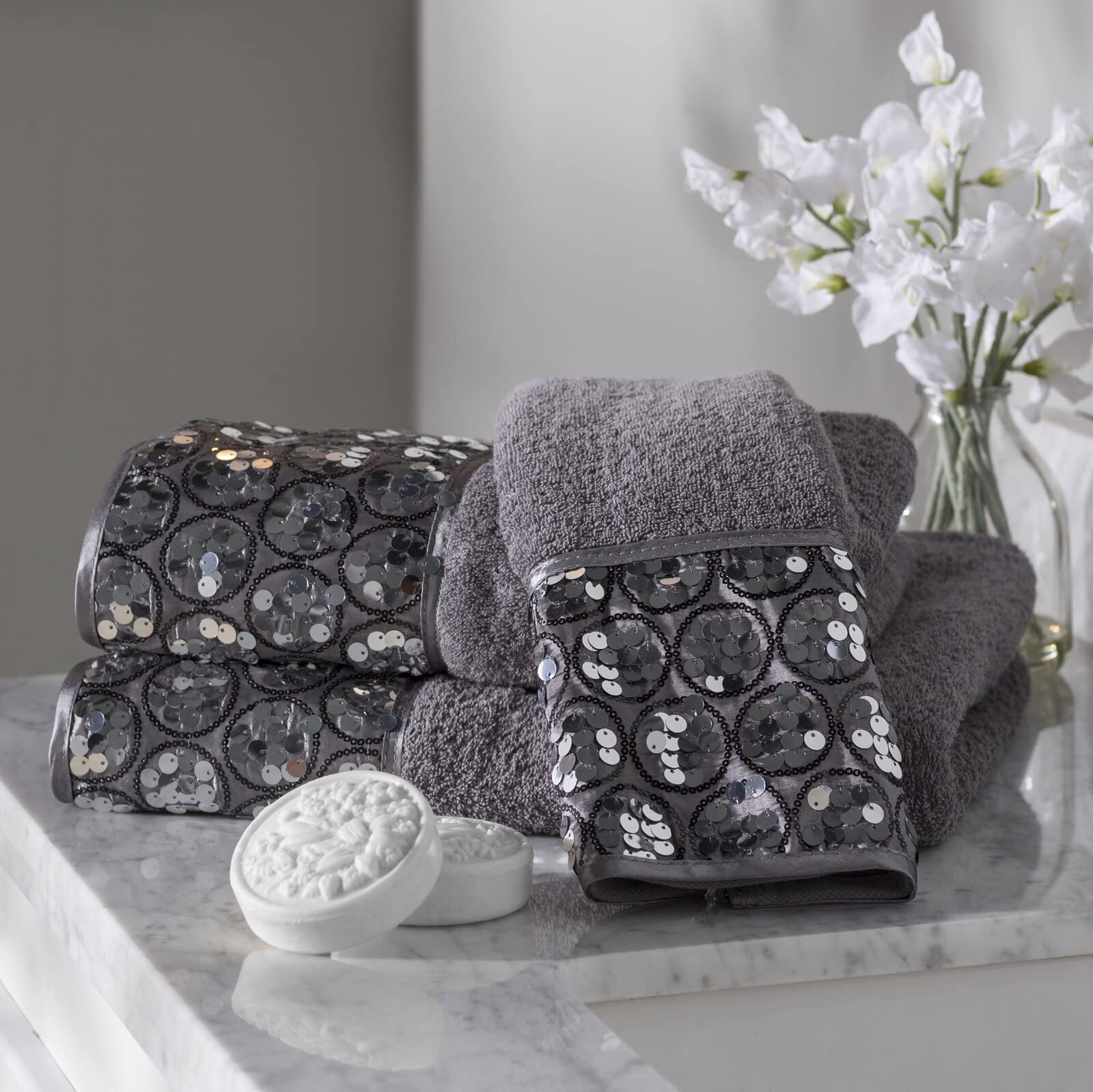 Zahari Home Sinatra Modern 3-Piece Bathroom Towel Set - Soft, Plush & Highly Absorbent Luxury Towels (Bath, Hand & Wash Towels) - Contemporary Decor with Bling Silver Accents - Perfect for Spa, Guest Bathrooms & Upscale Home Decor