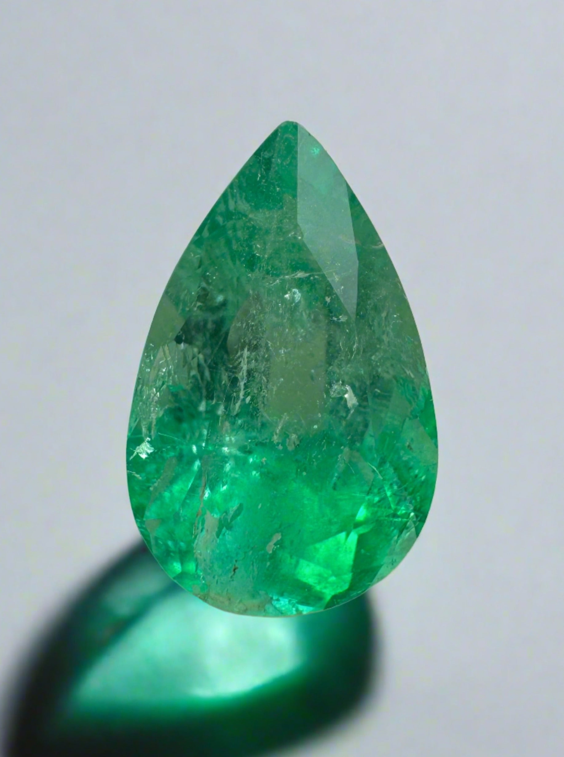 2.10 Carat Bi-Color Green Natural Loose Colombian Emerald Pear Cut Gemstone for Jewelry Making, Engagement Rings & Luxury Gifts