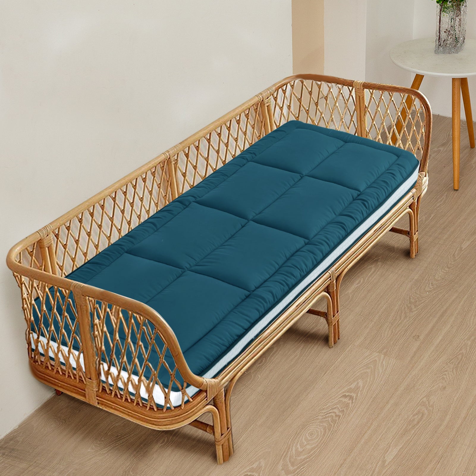 MAXYOYO 32 x 75 Inch Cot Size Futon Mattress - Foldable Floor Mattress, Tatami Mat for Guest Bed, Camping & Home Decor | Comfortable & Space-Saving Sleeping Solution