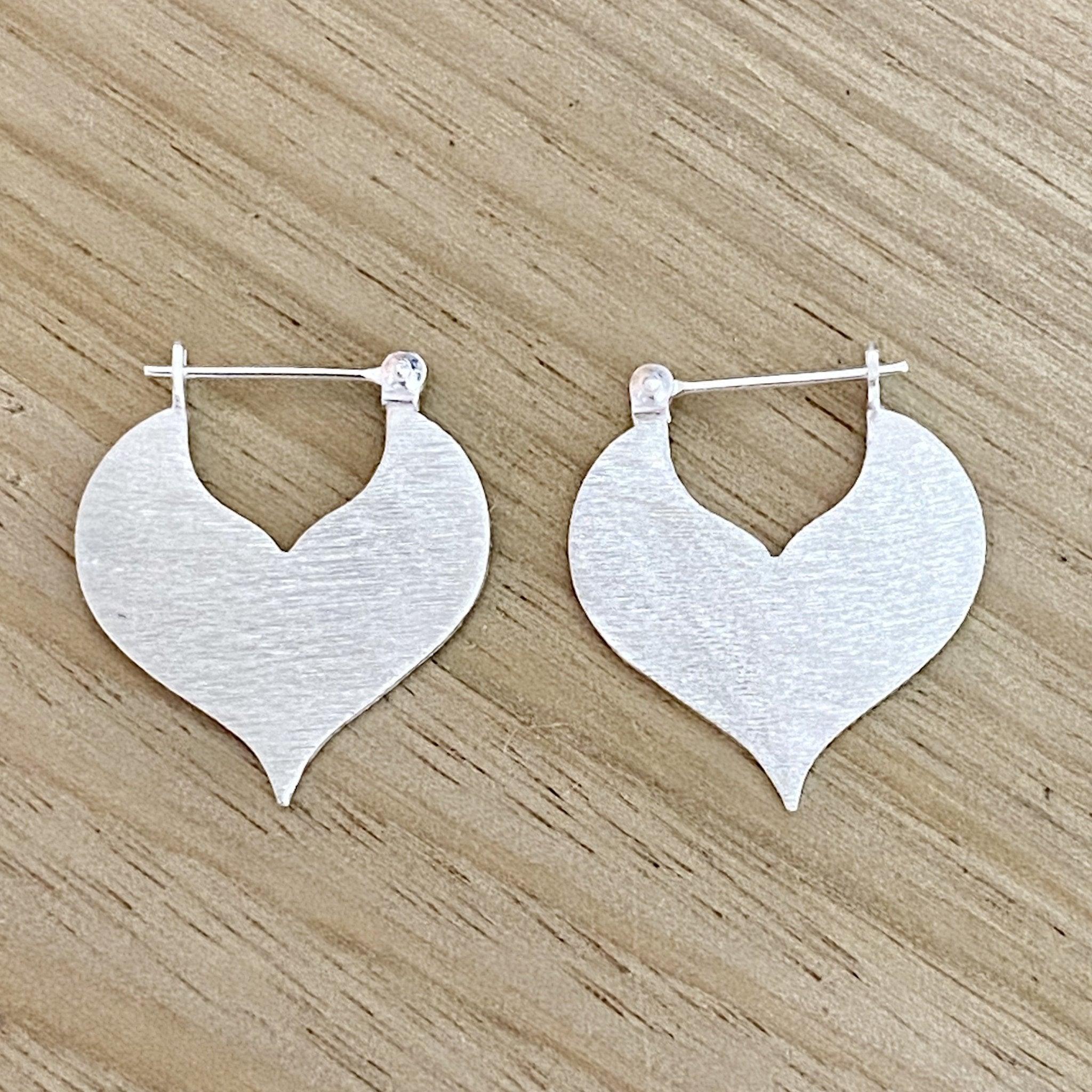 Laihas Prestige Gypsy Flower Petal Sterling Silver Earrings for Women - Boho Chic Dangle Earrings for Party, Wedding & Everyday Wear