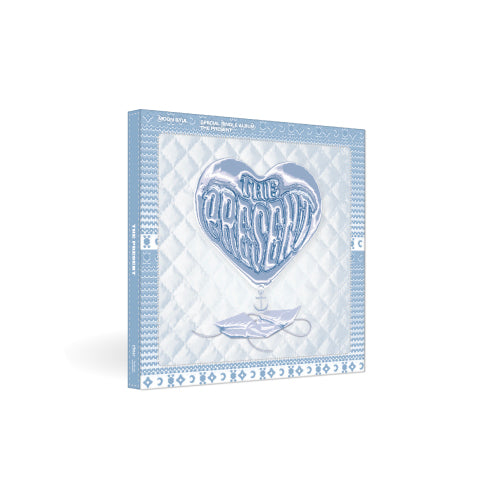 MOON BYUL (MAMAMOO) K-Pop Single Album 'THE PRESENT' - Official CD + Photobook + Poster - Perfect for K-Pop Fans & Collectors - Great Gift for Birthdays & Special Occasions