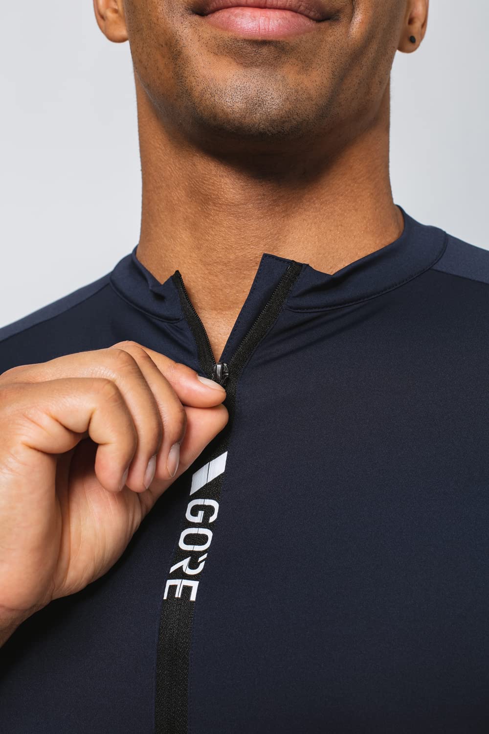 GORE WEAR Men's Torrent Cycling Jersey - Breathable & Lightweight Bike Shirt for Road & Mountain Biking - Perfect for Training & Racing