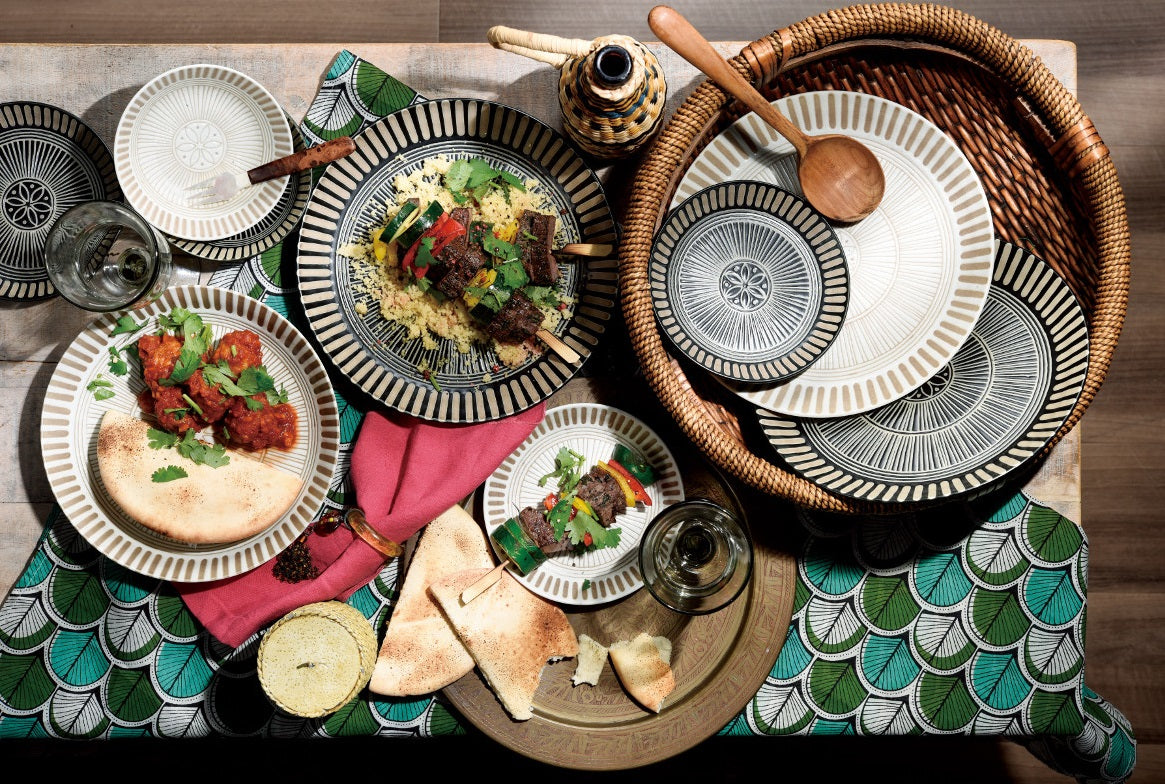 Bloom Japan Sausalito Dinnerware Set - Premium Porcelain Plates, Bowls & Cups - Elegant Japanese Style Tableware for Dining, Entertaining & Home Decor (50% Off Sale)