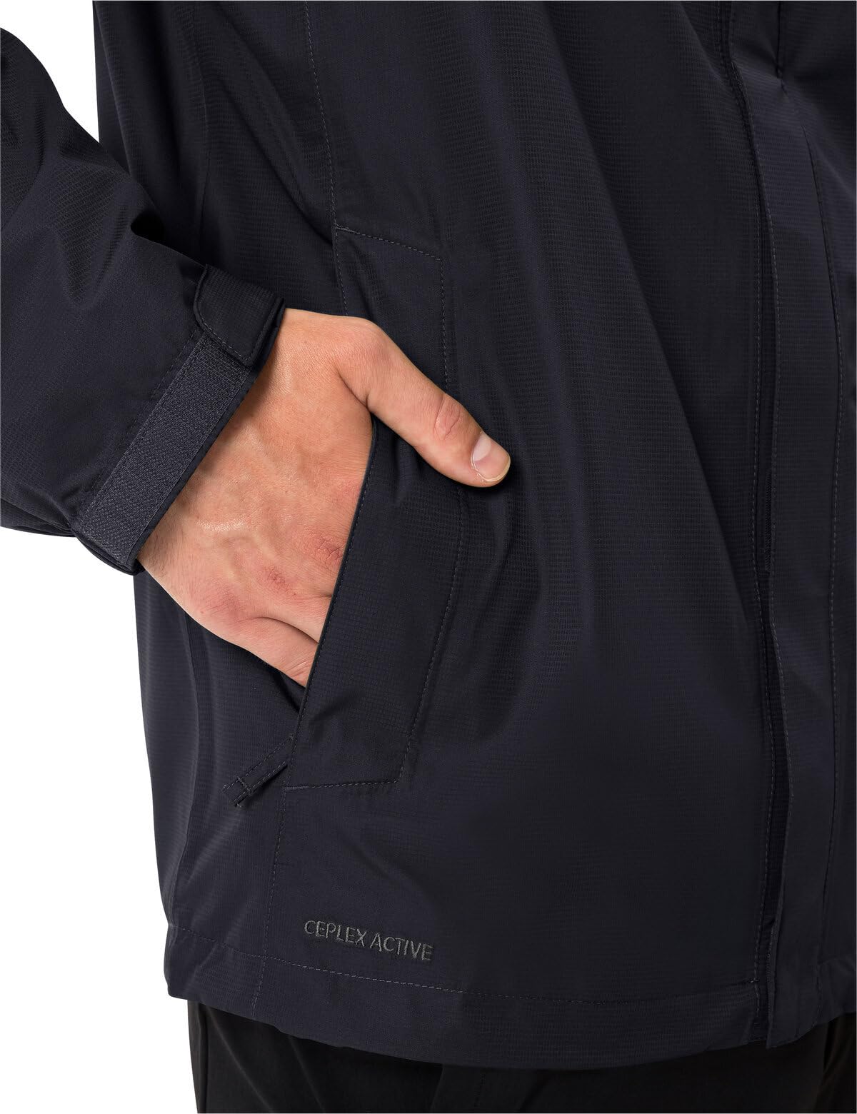 VAUDE Men’s Escape Light Rain Jacket - Lightweight Waterproof Windbreaker for Walking, Hiking, Cycling & Outdoor Adventures - Perfect for Travel, Camping & Daily Commute