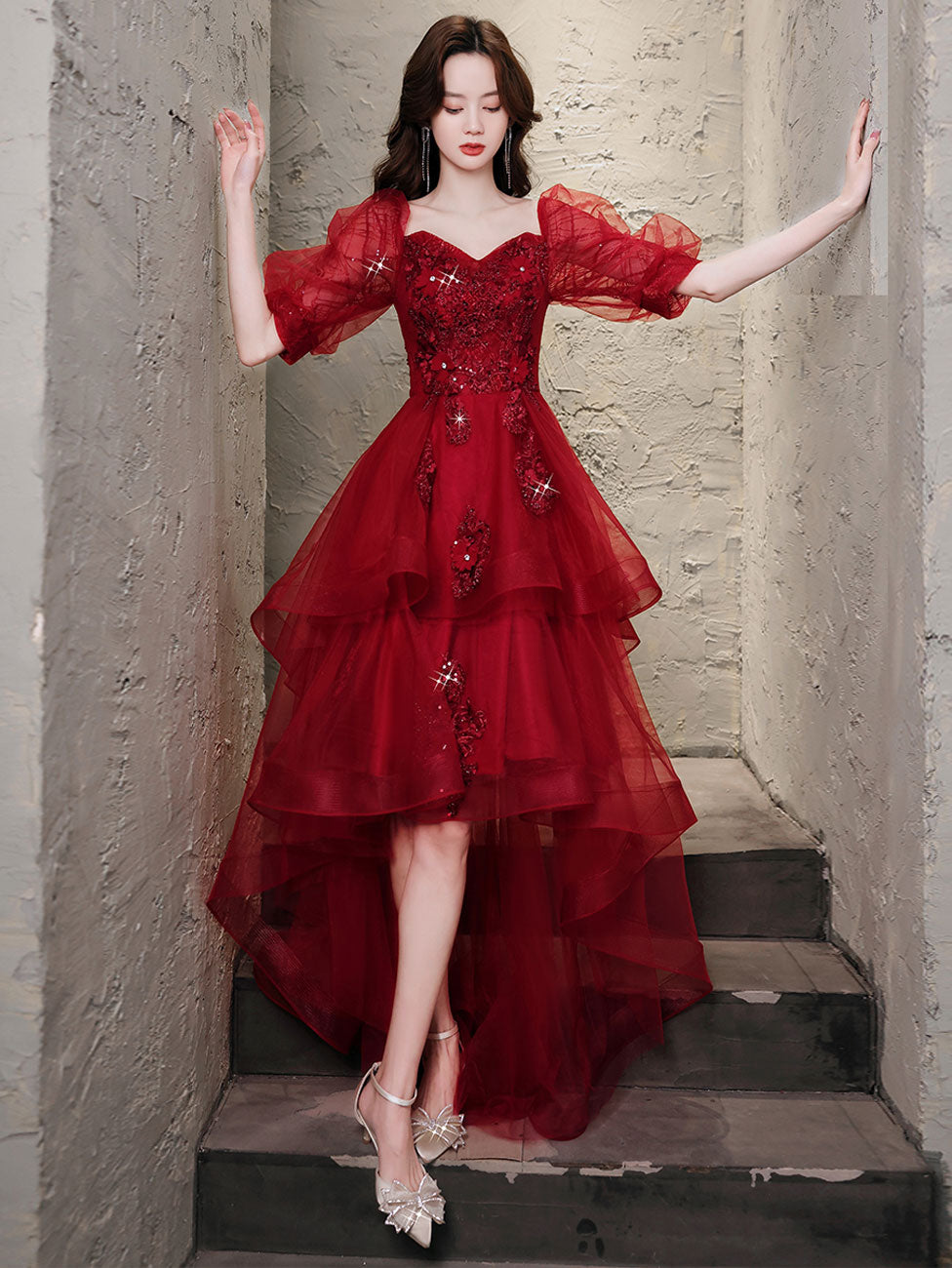 Elegant Burgundy High-Low Tulle Lace Prom Dress for Homecoming & Formal Events - Perfect for Dances, Parties & Special Occasions