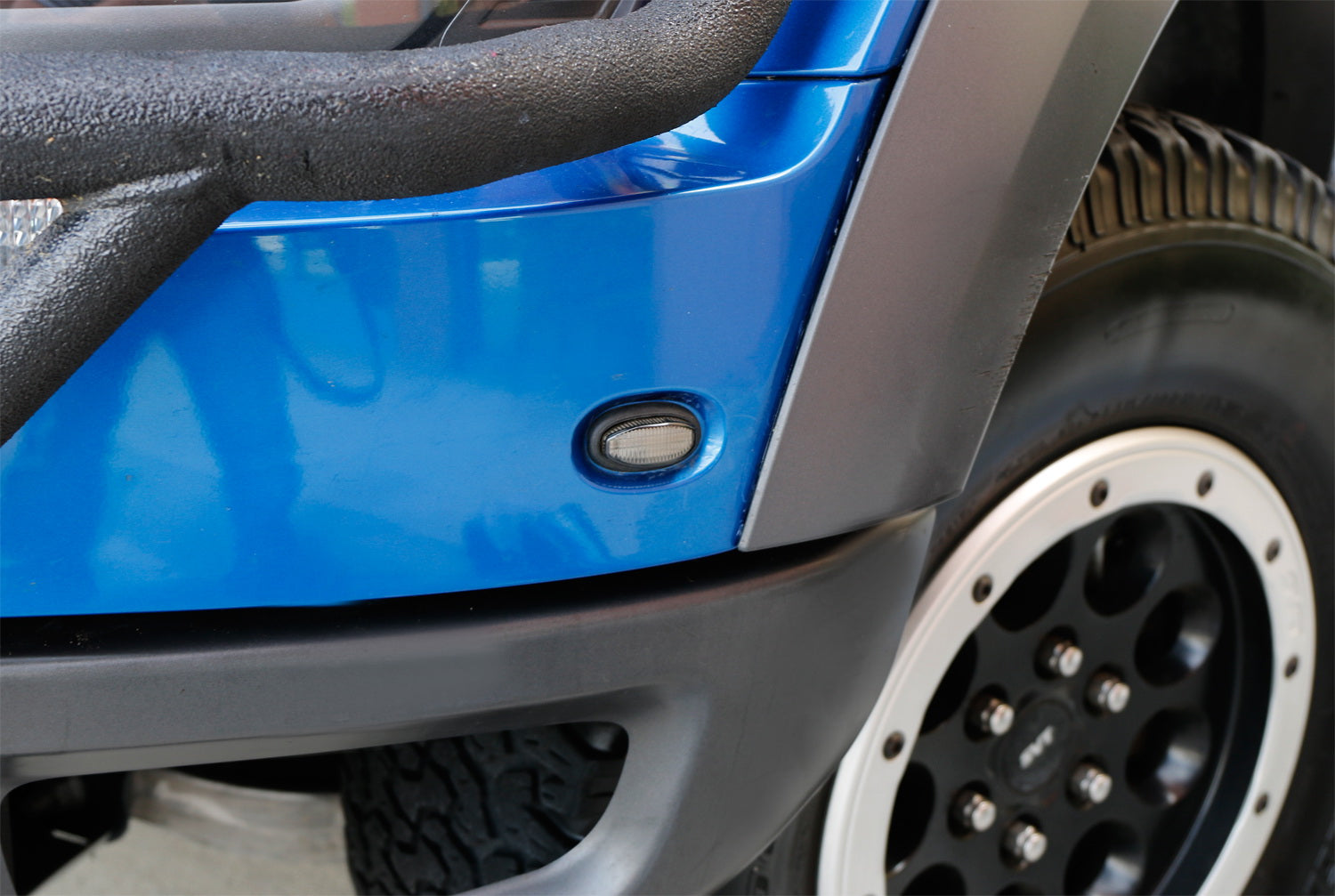 10-14 Ford Raptor Clear Lens Amber LED Front Fender Flare Side Markers - Durable Off-Road Lighting for Enhanced Visibility & Style