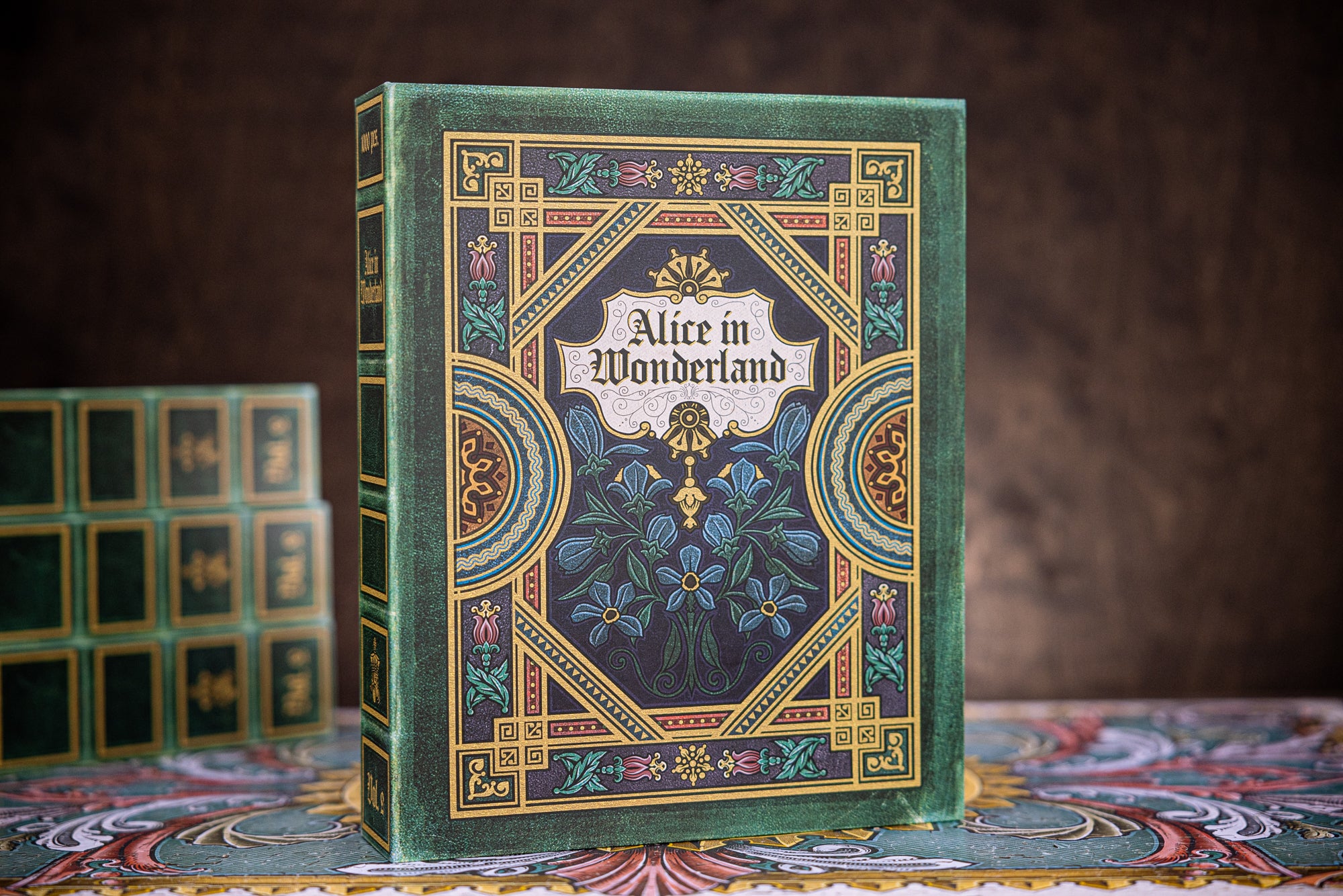 Alice in Wonderland 500-Piece Jigsaw Puzzle for Adults & Kids – Fun Family Game Night & Educational Activity