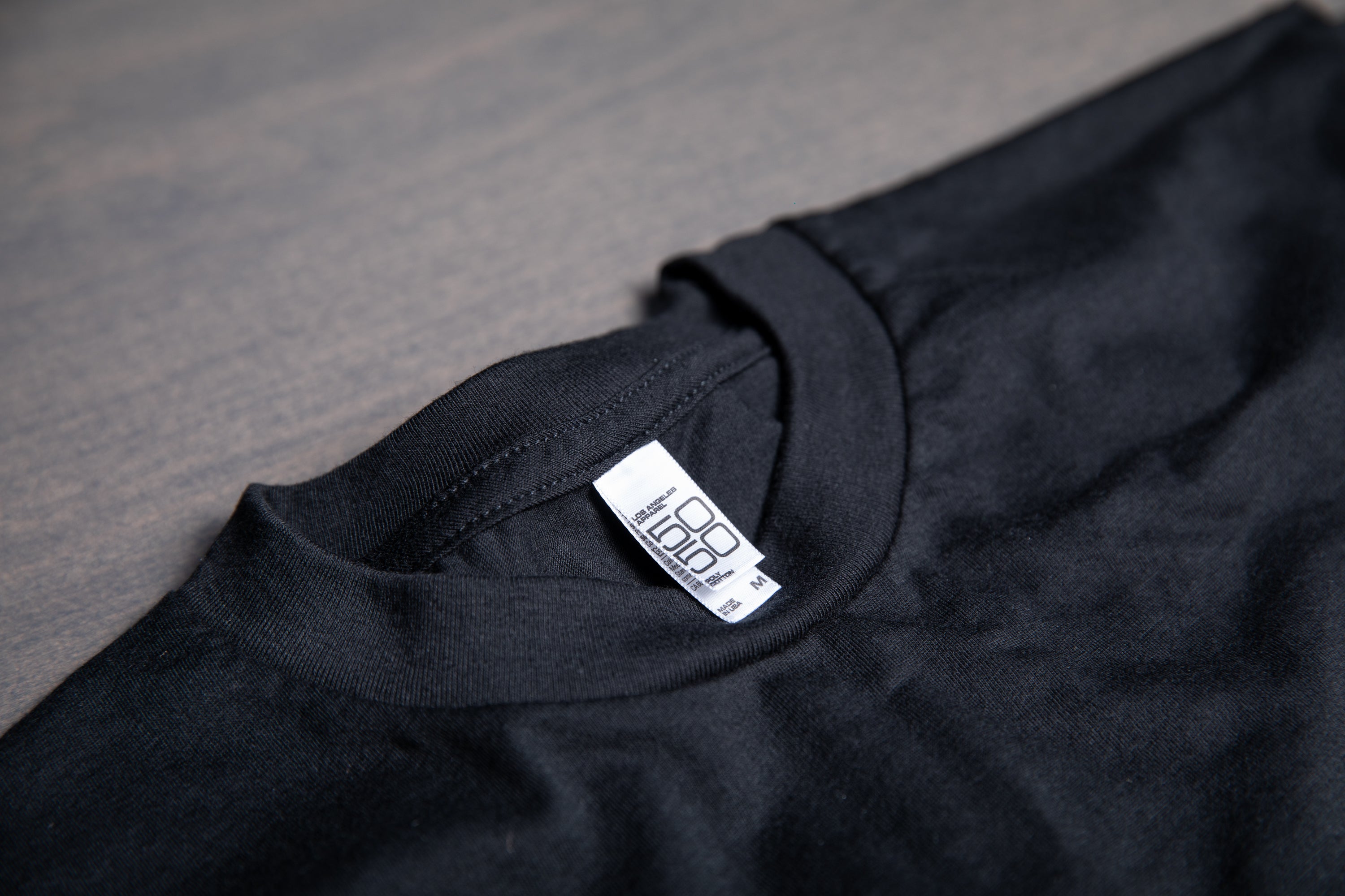 Minimalist Hexagon Print T-Shirt for Men & Women - Emira Giveaway - Perfect for Casual Wear, Street Style & Everyday Outfits