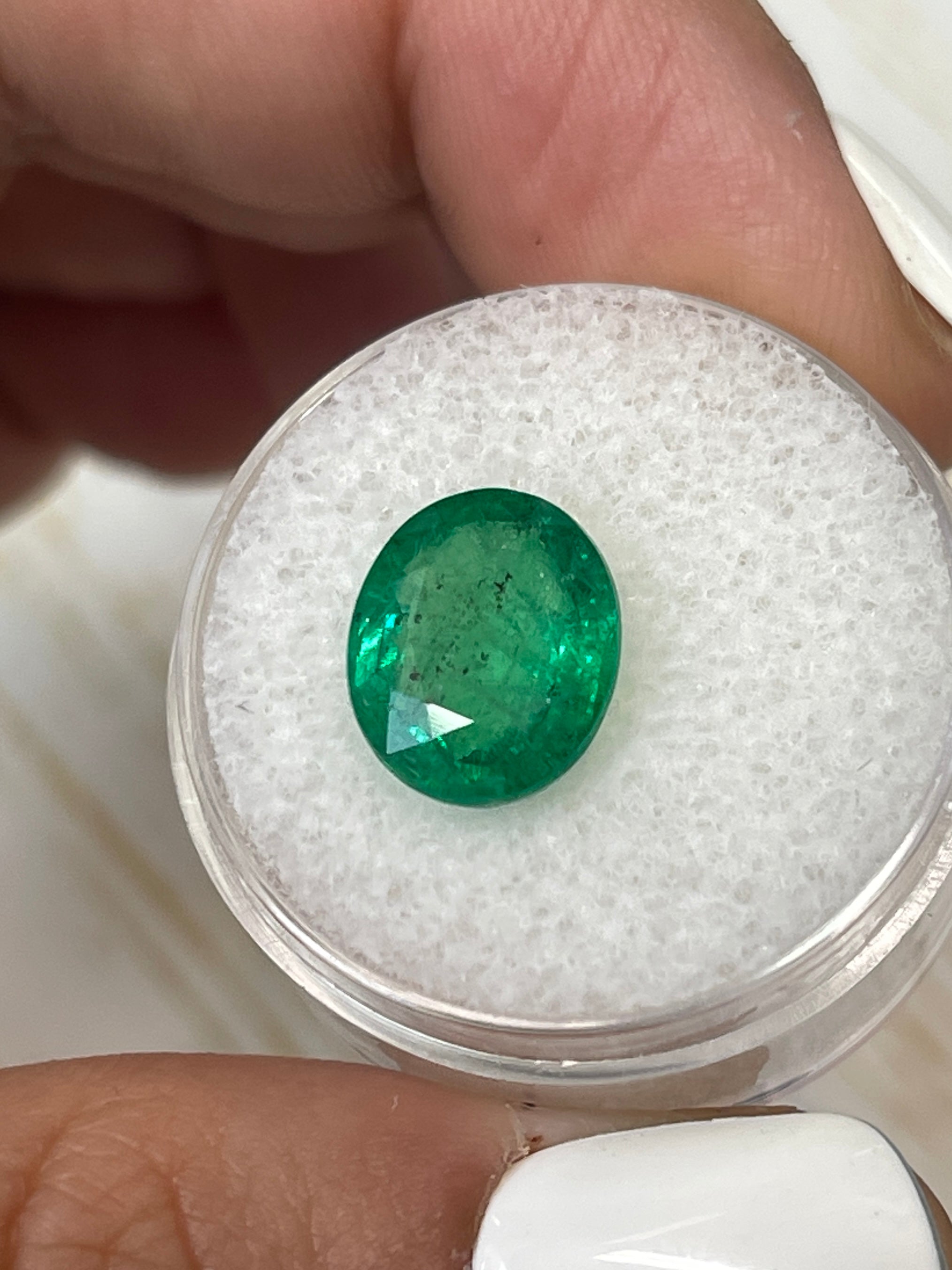 4.80 Carat 12x9.5mm Natural Zambian Emerald Oval Cut Loose Gemstone for Jewelry Making - Engagement Rings, Necklaces & Earrings
