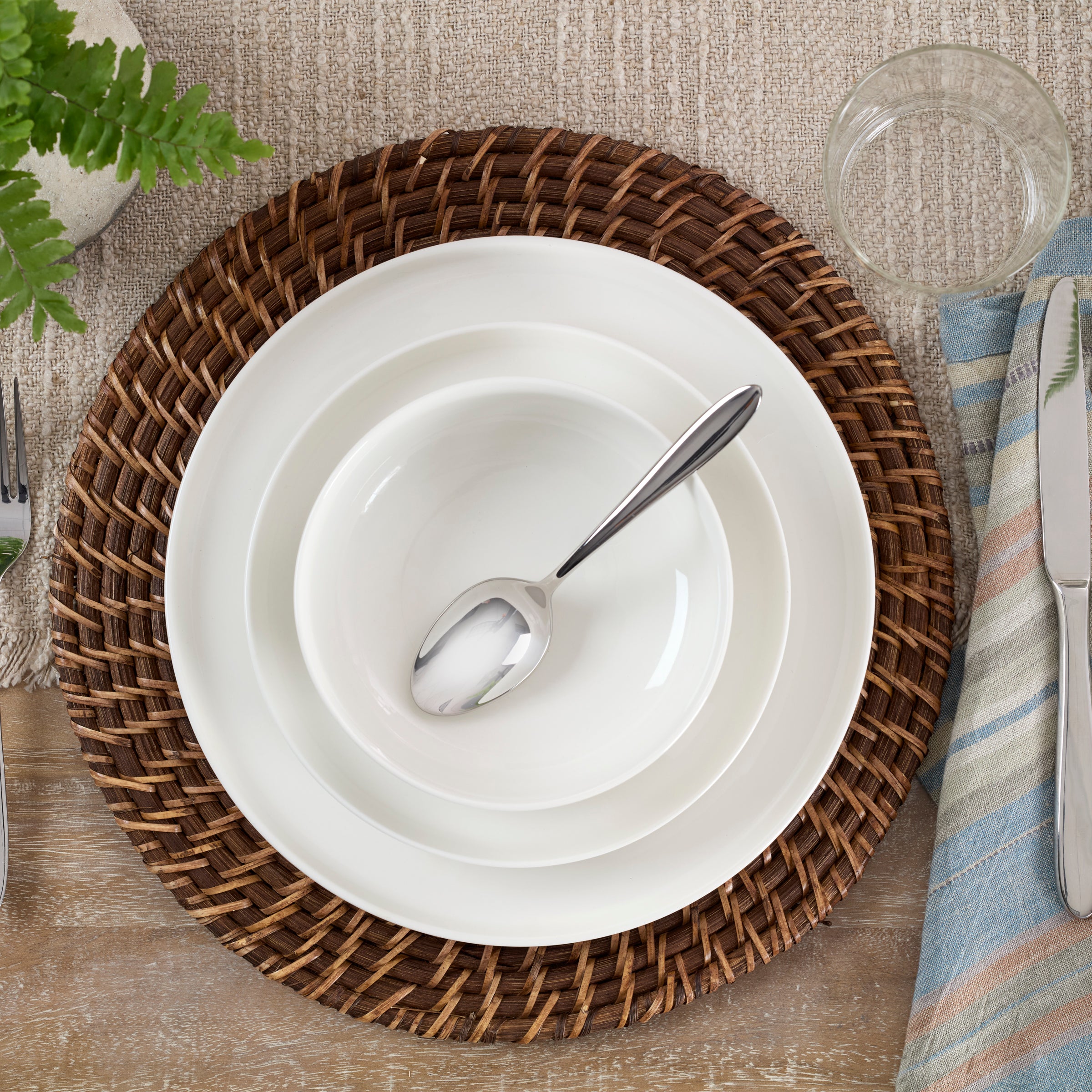 24-Piece White Dinnerware Set for 12 - Elegant Porcelain Plates, Bowls & Mugs - Perfect for Family Dinners, Parties & Restaurant Use