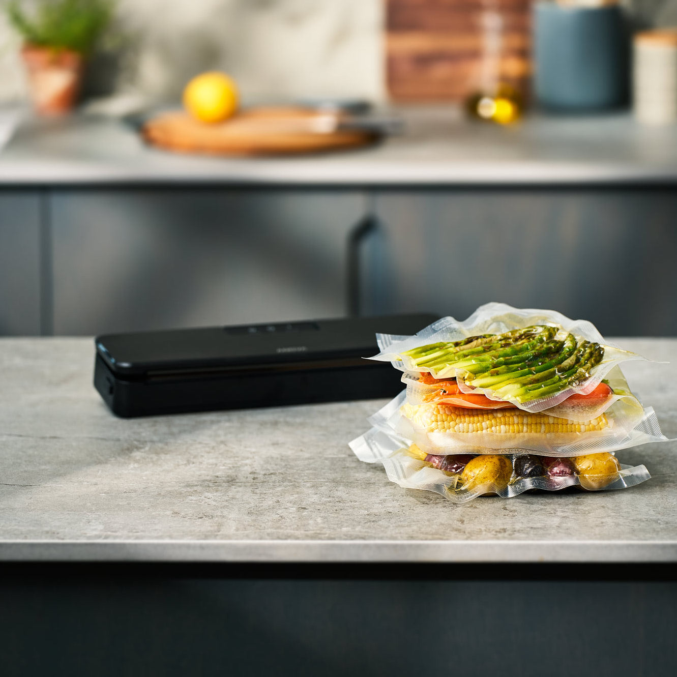 Anova Precision™ Vacuum Sealer Machine for Food Storage | Sous Vide & Meal Prep | Airtight Kitchen Vacuum Sealer for Freshness Preservation
