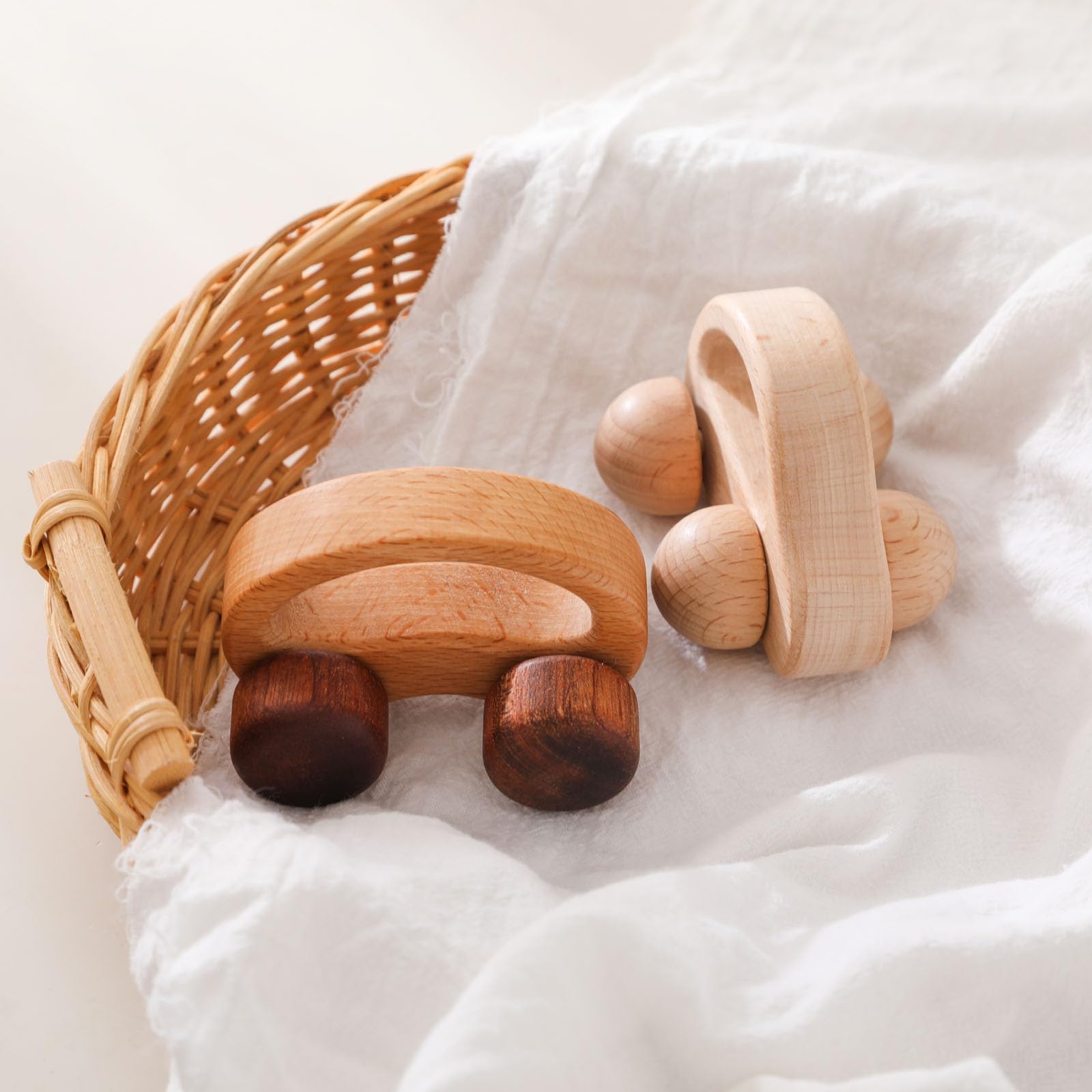 Montessori Wooden Push and Pull Toy Car for Toddlers - 2 Pack Baby Grip Toys, Educational Wooden Car Toys for Boys & Girls - Perfect for Early Learning, Motor Skills Development & Playtime Fun