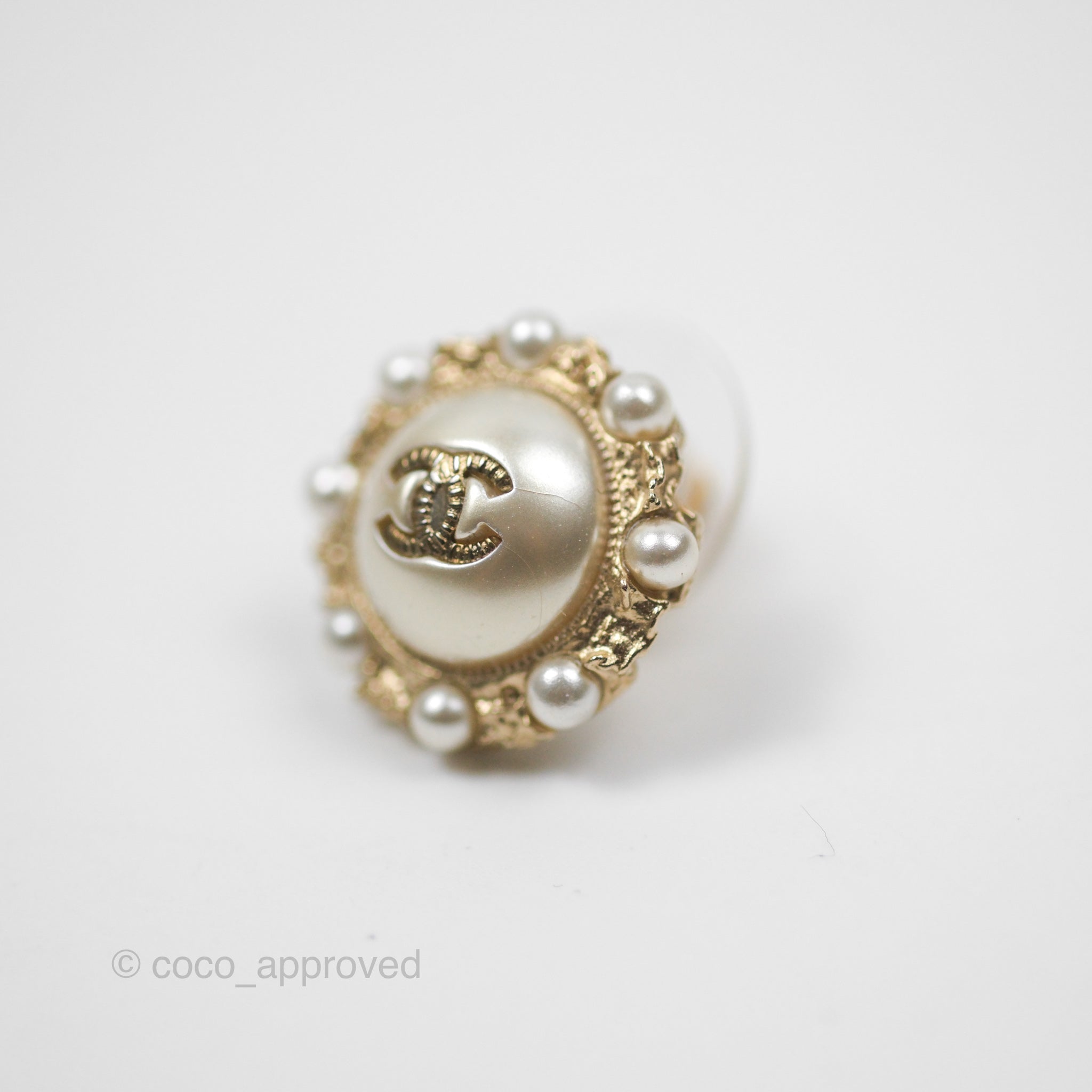 Chanel CC Pearl Round Earrings for Women - Luxury Fashion Jewelry Gift for Birthday, Anniversary & Special Occasions